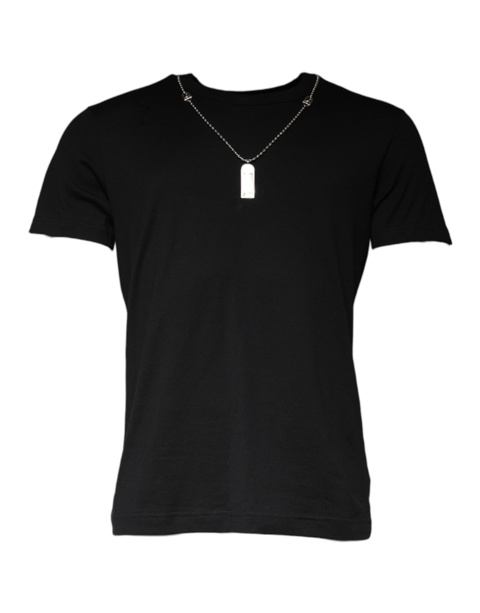 Black t-shirt with a silver necklace