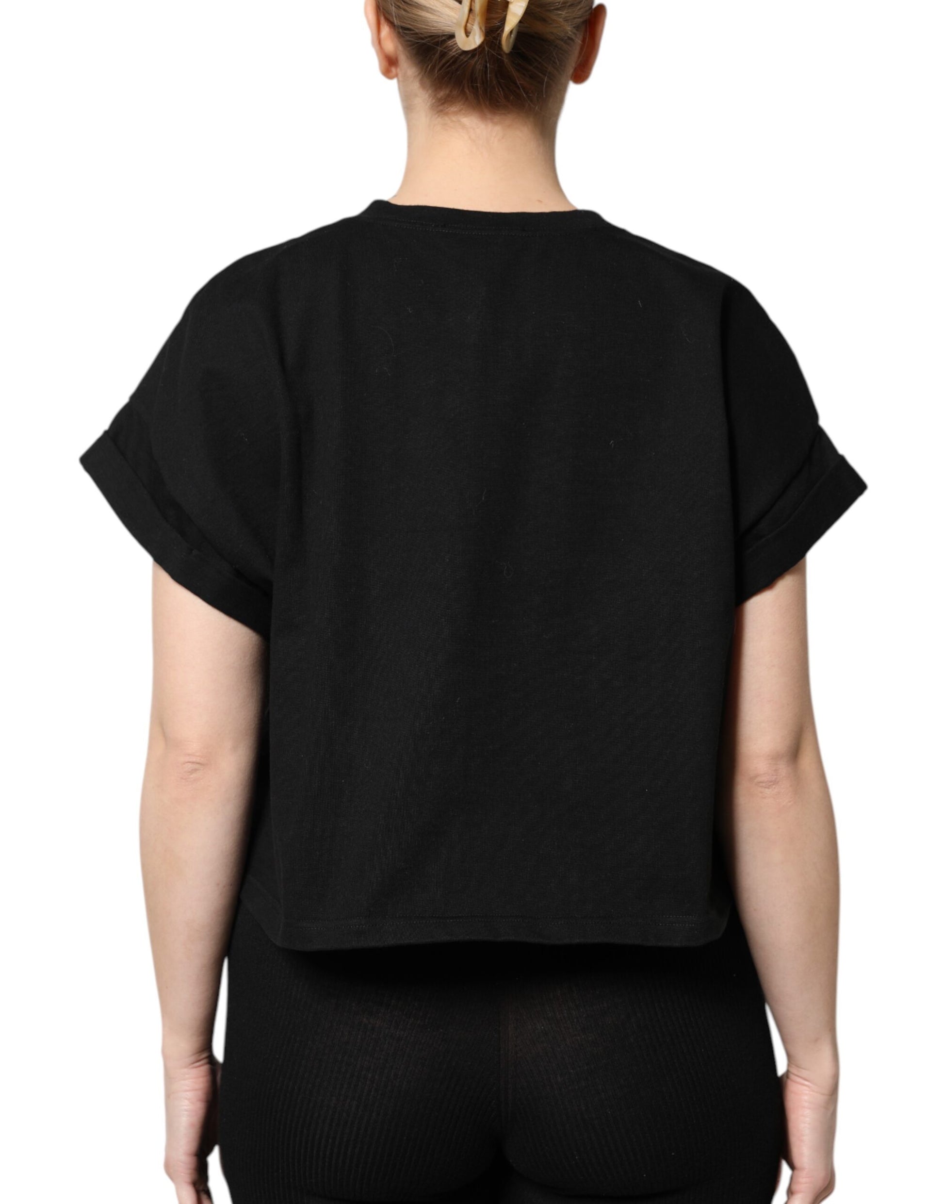 Black top with short sleeves