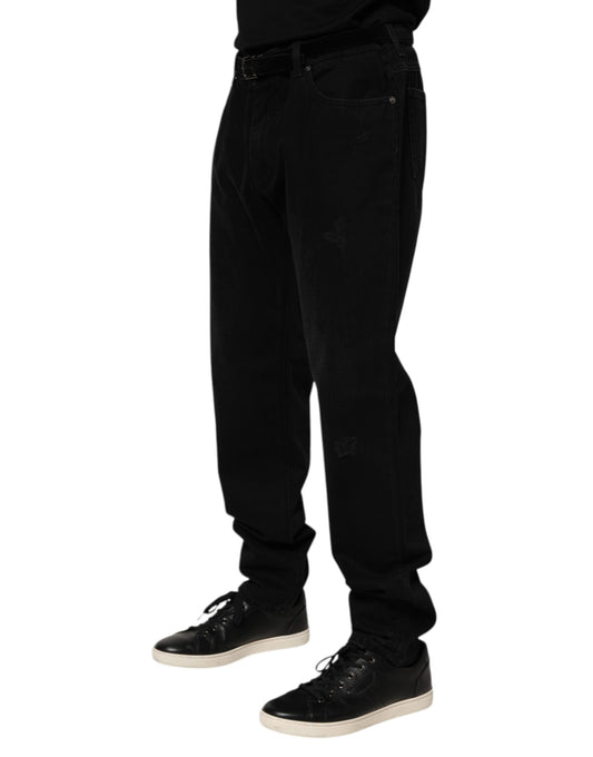 Man wearing black pants and shoes