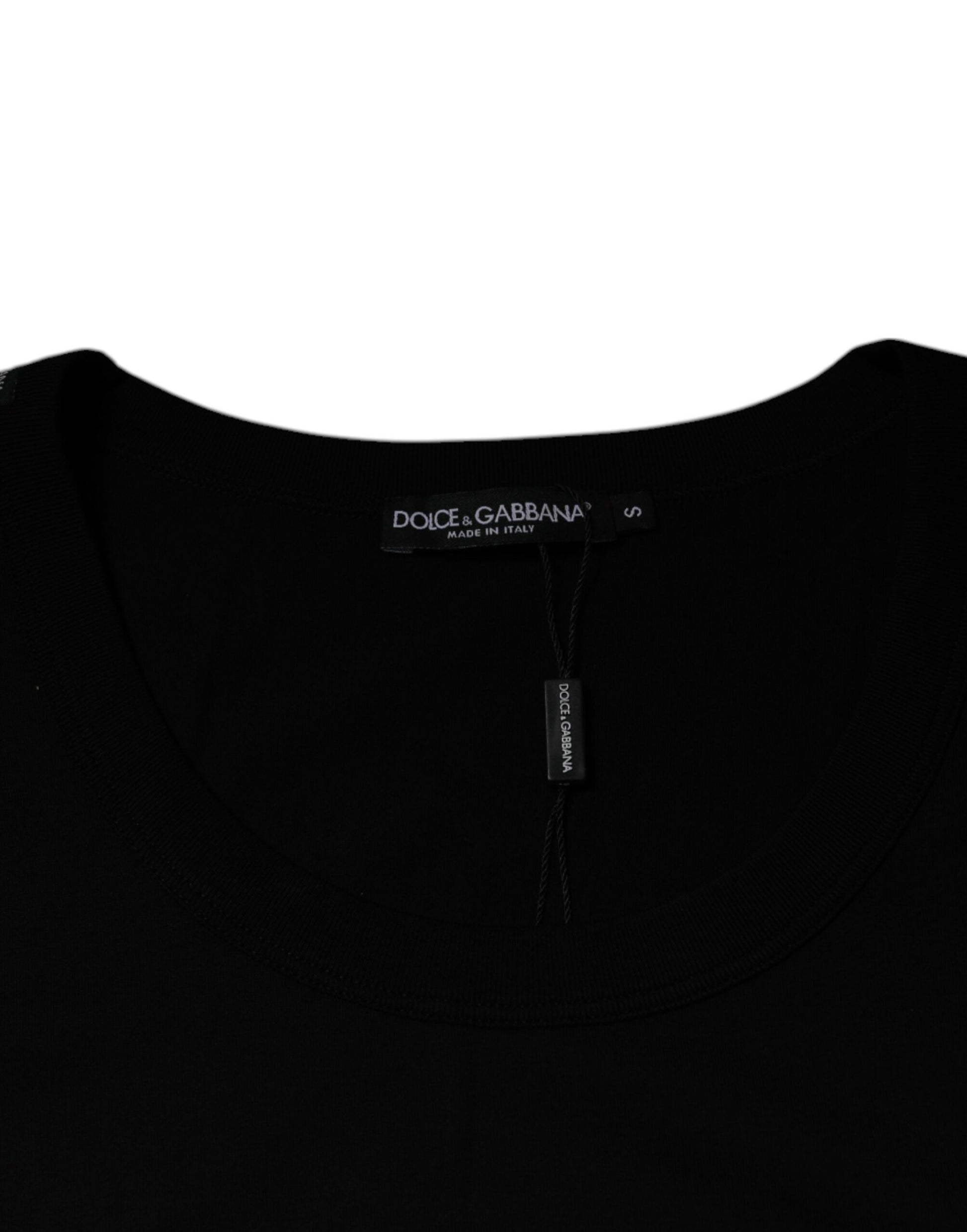 Black sweater with zipper in front