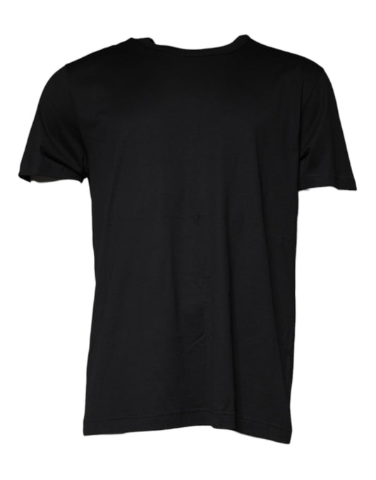 Black t-shirt with horizontal stripes