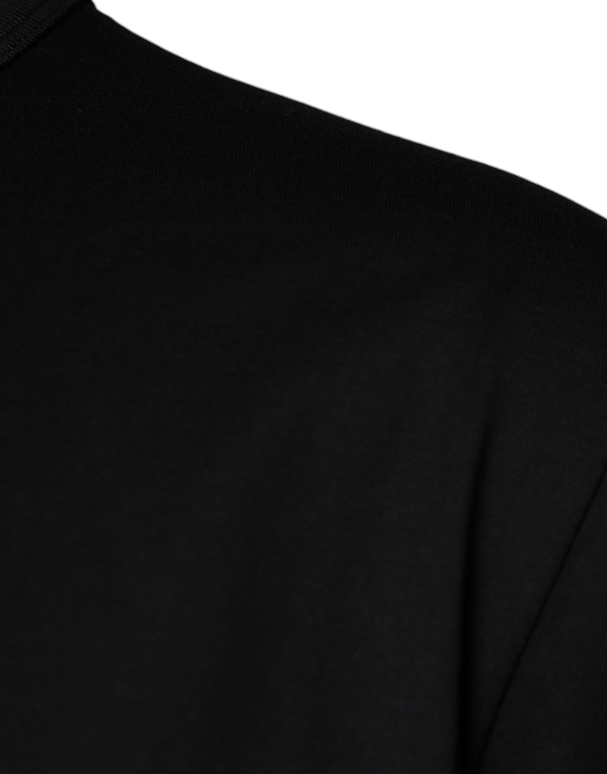 Black long sleeve shirt