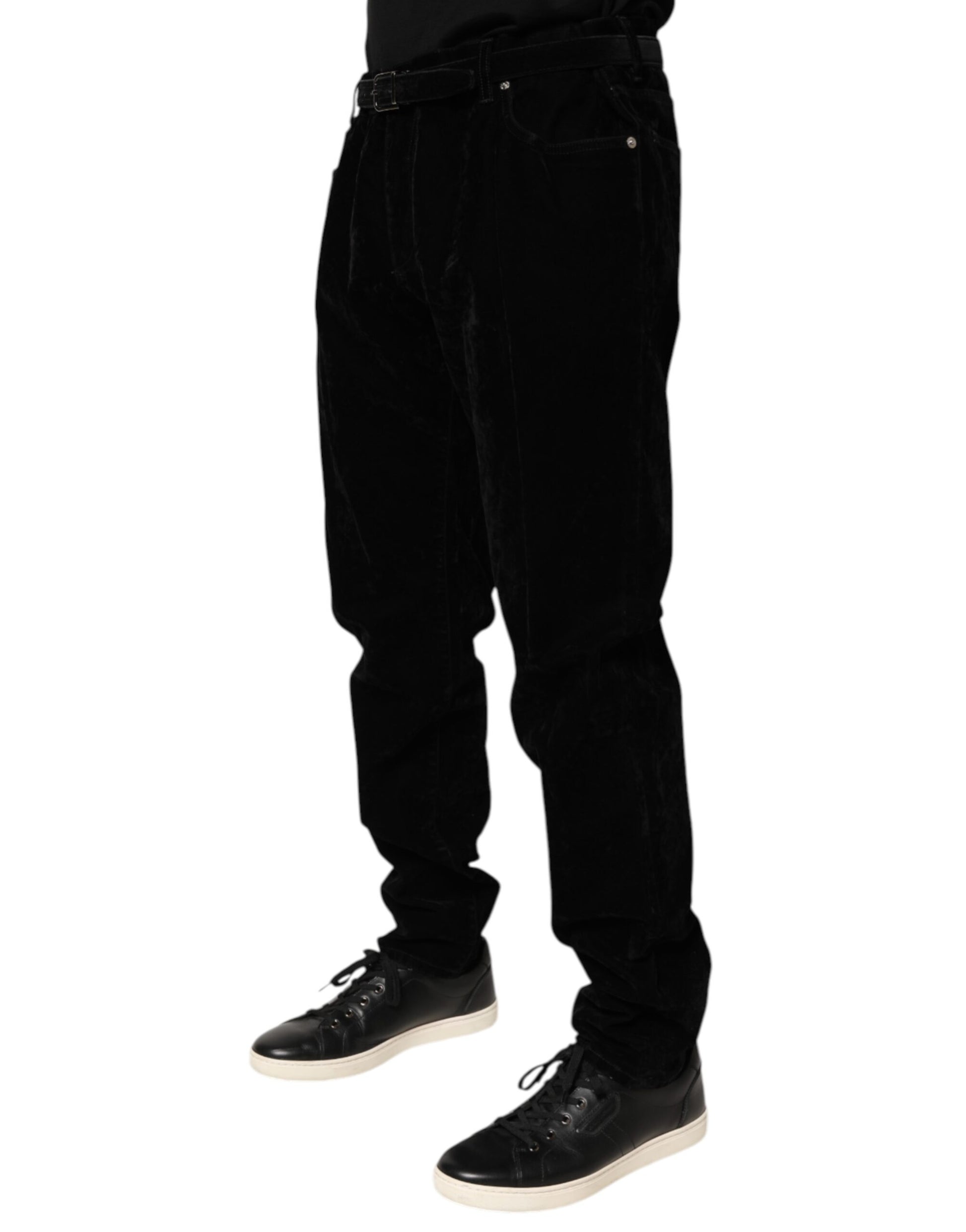 Man wearing black pants and shoes