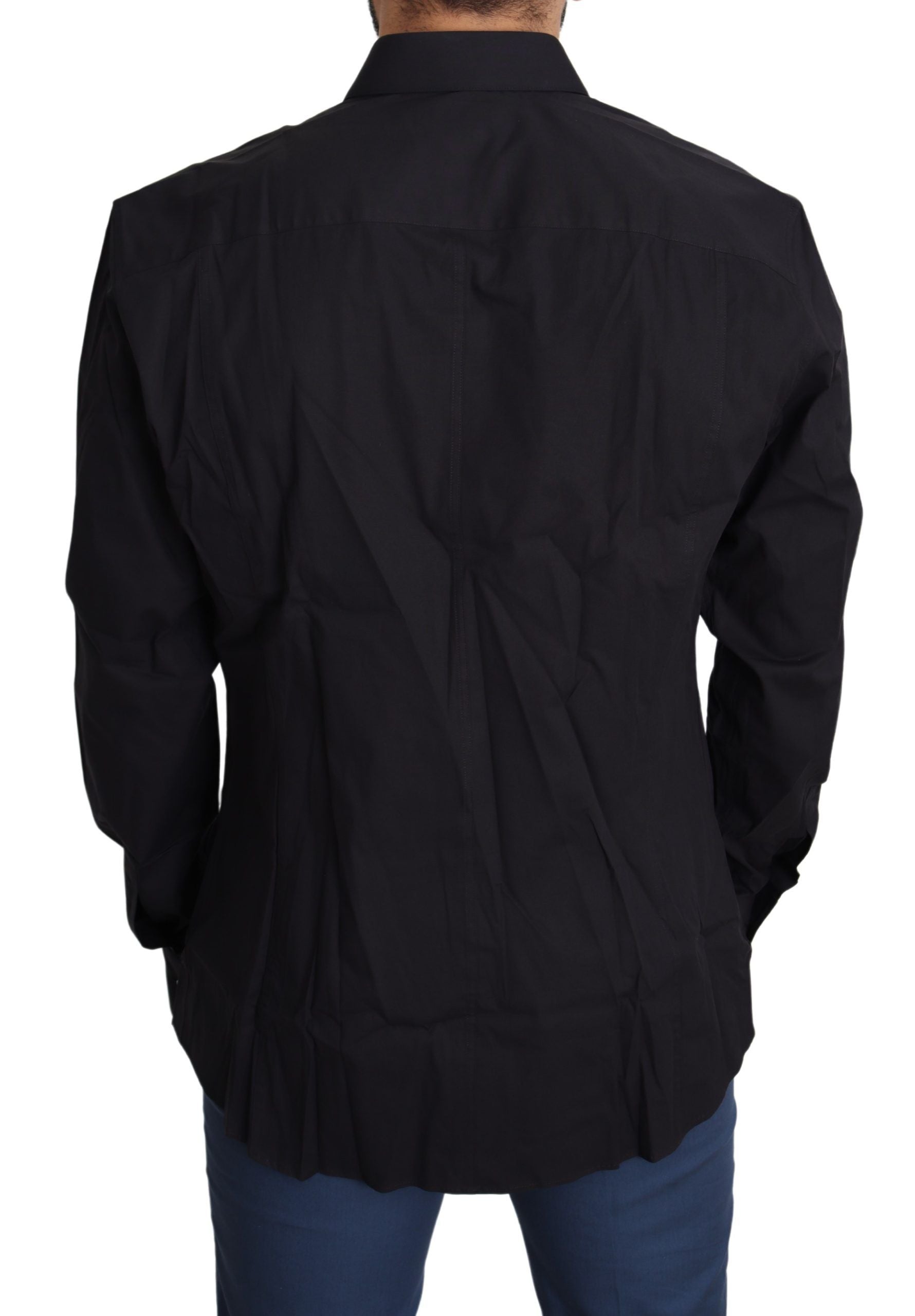 Black long sleeve shirt on a mannequin