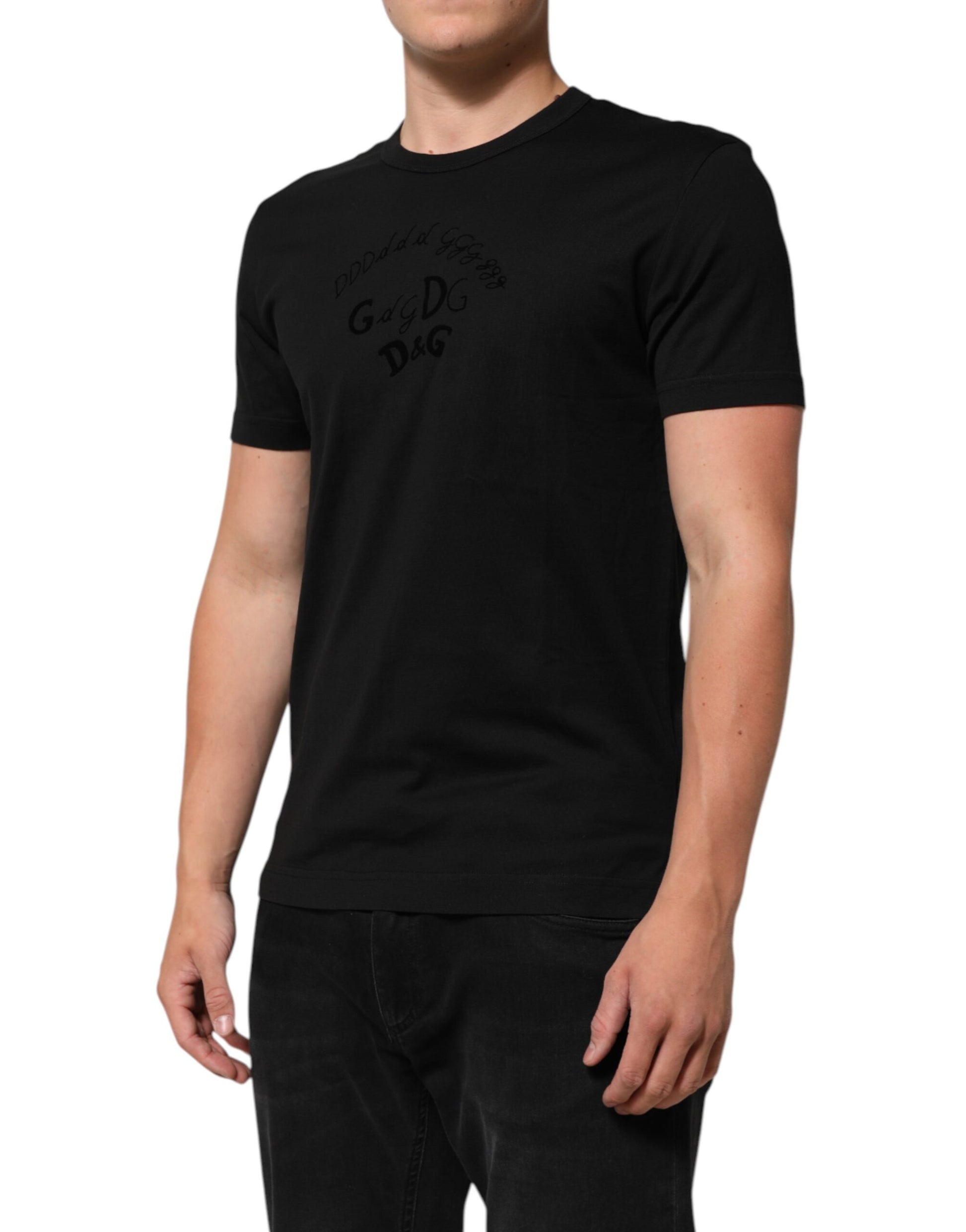 Black t-shirt on mannequin