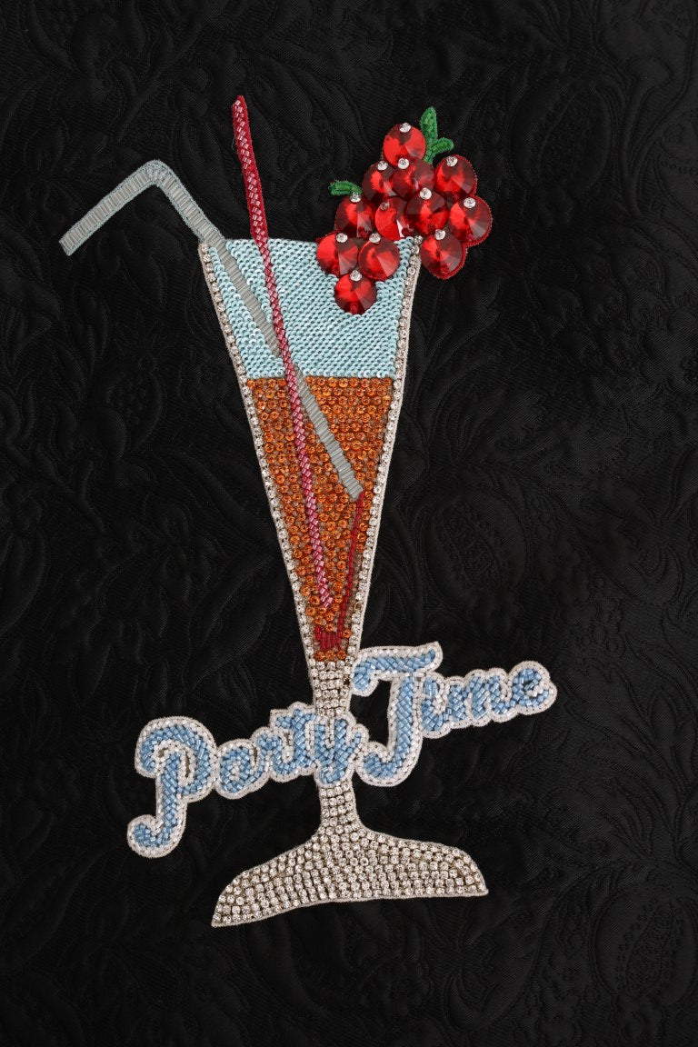 Decorative drink glass with straws and berries