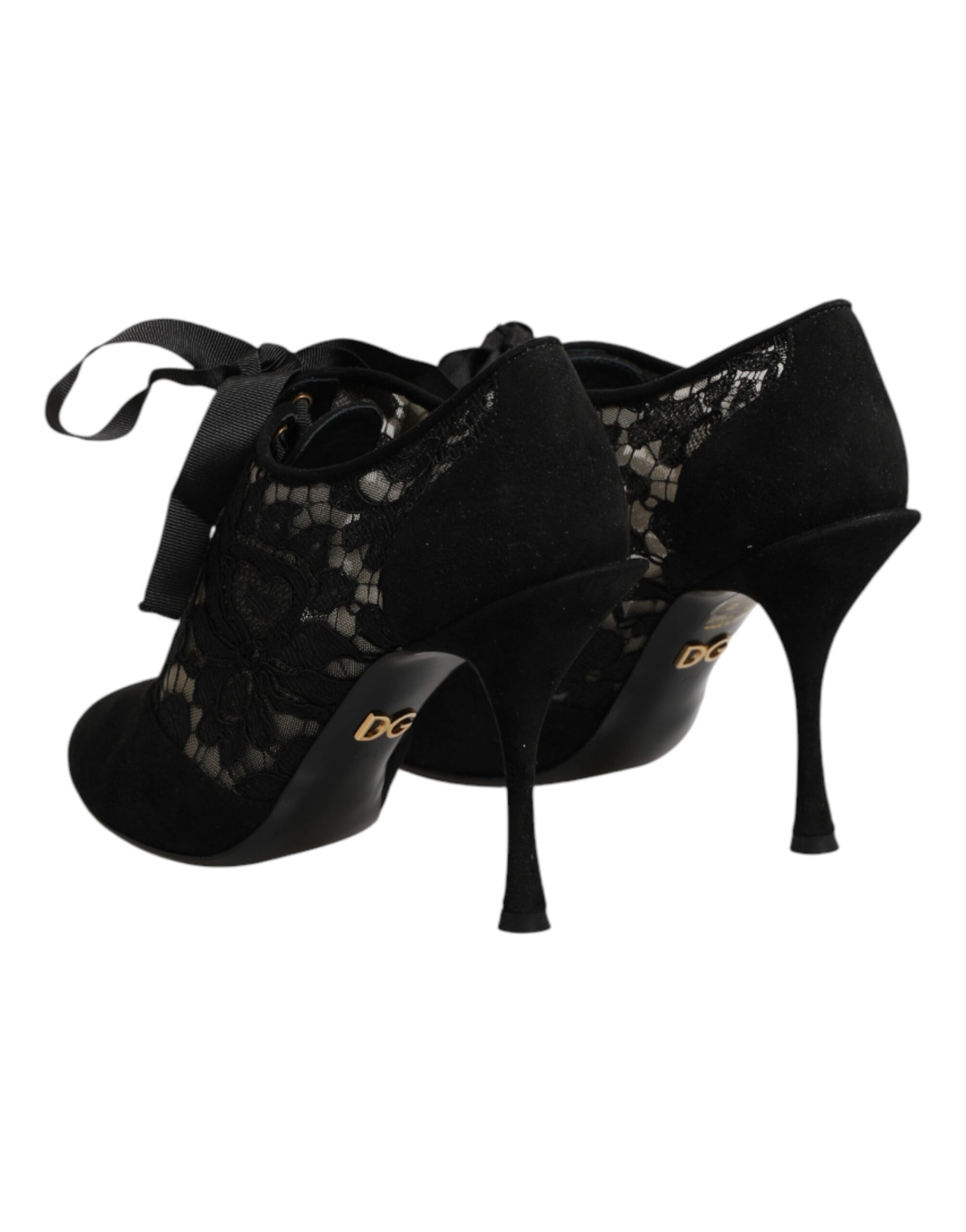 High heel shoes with laces and a bow on top
