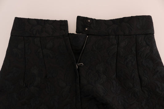 Black pants with zipper on side