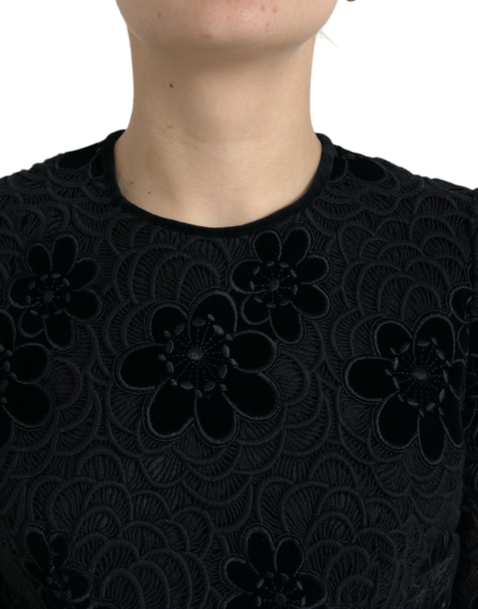 A black floral lace cotton bodycon dress