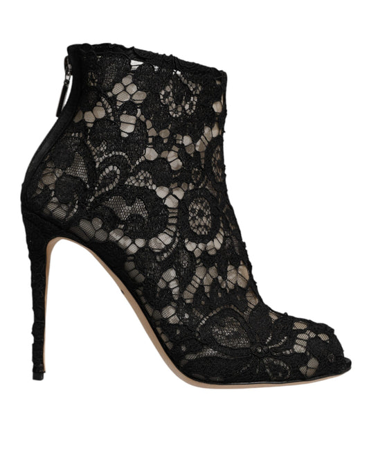 Black lace up boot with high heel