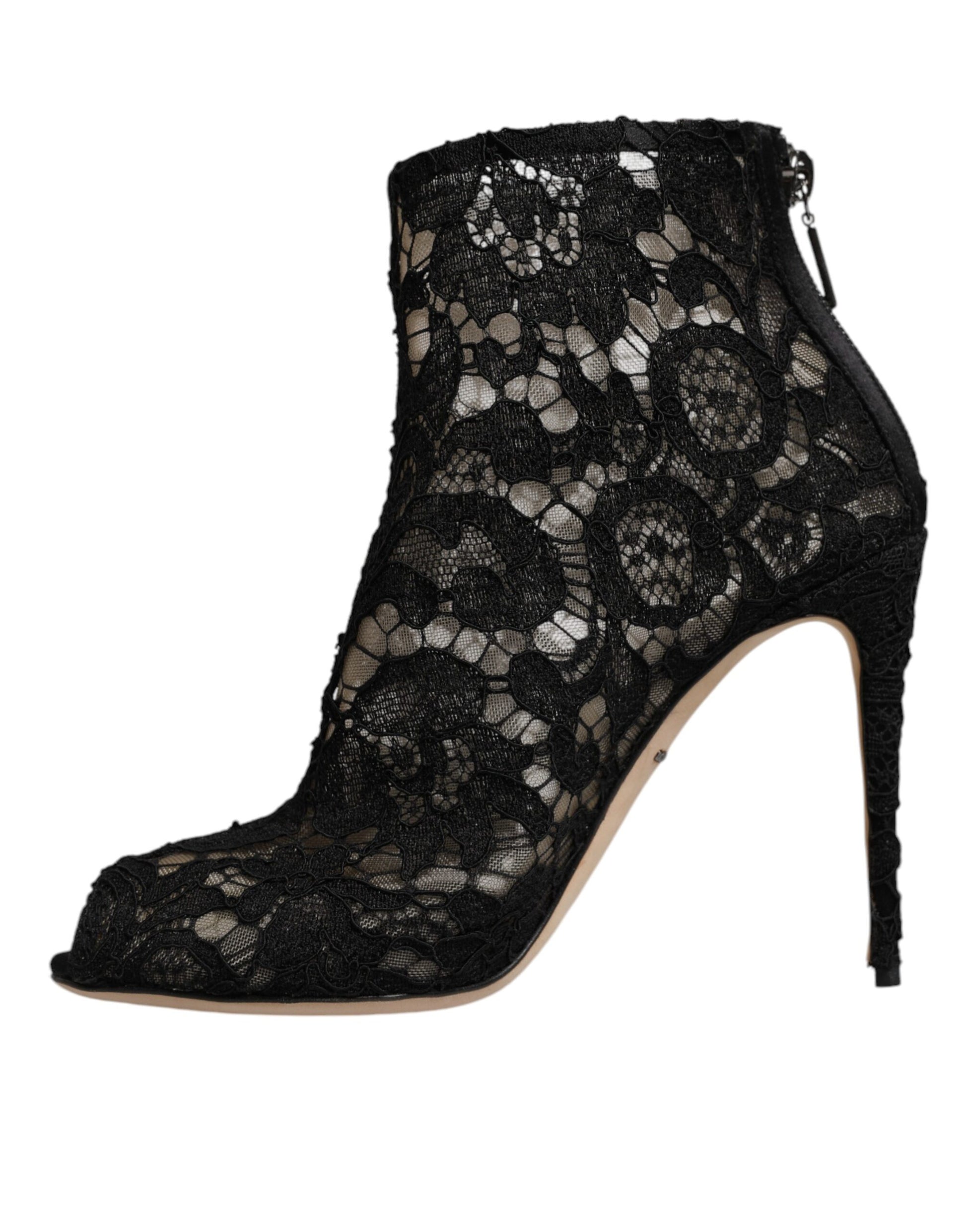 Black lace up boot with heel