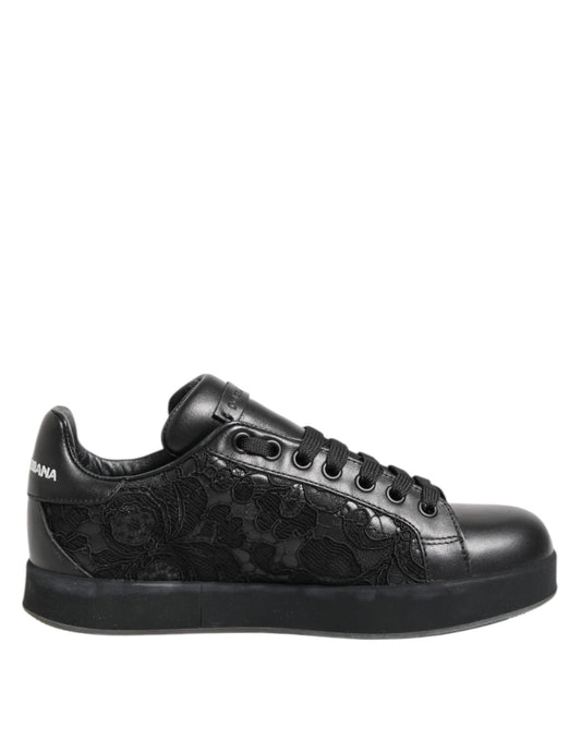 Black sneaker with white sole