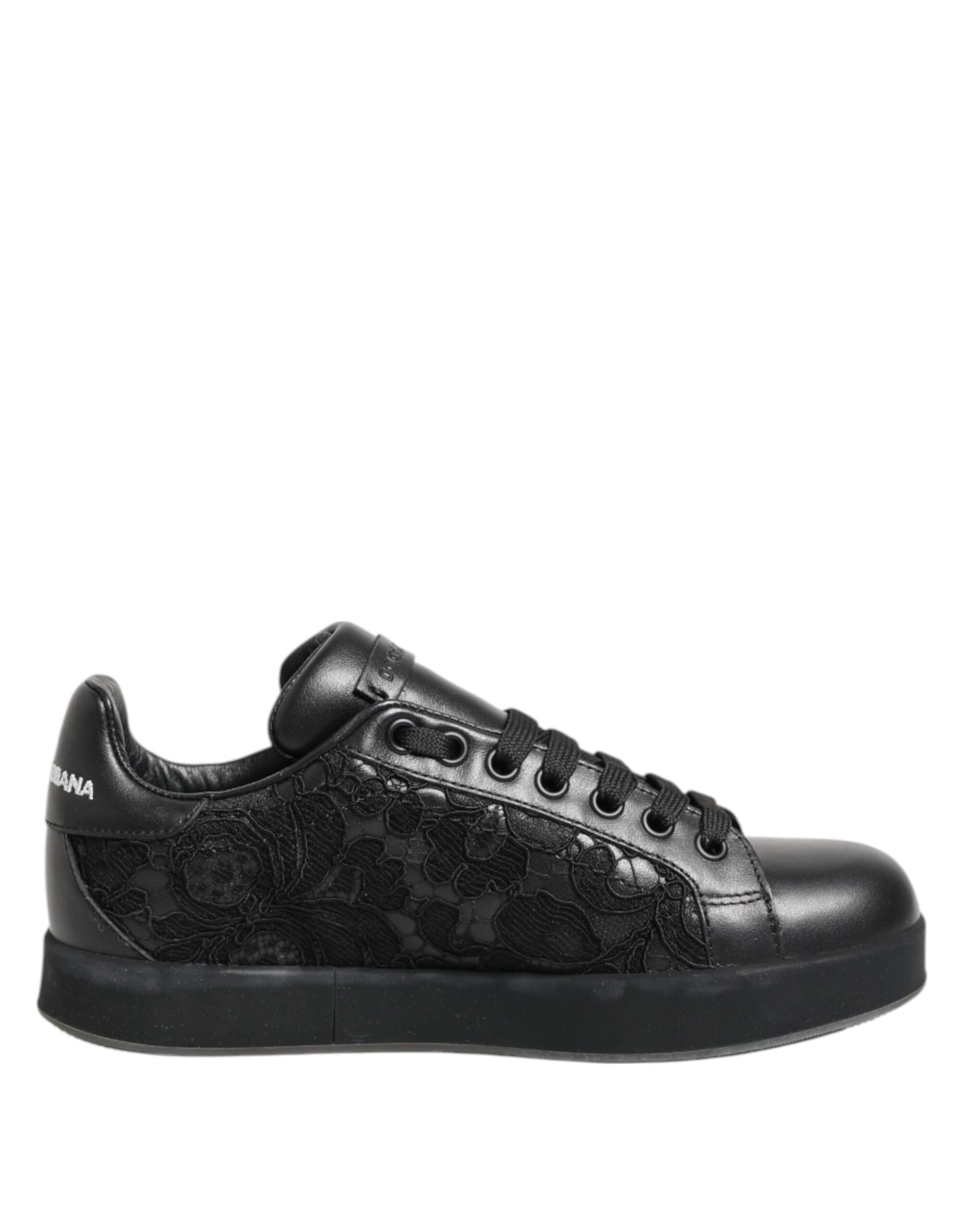 Black sneaker with white laces and patterned side panels