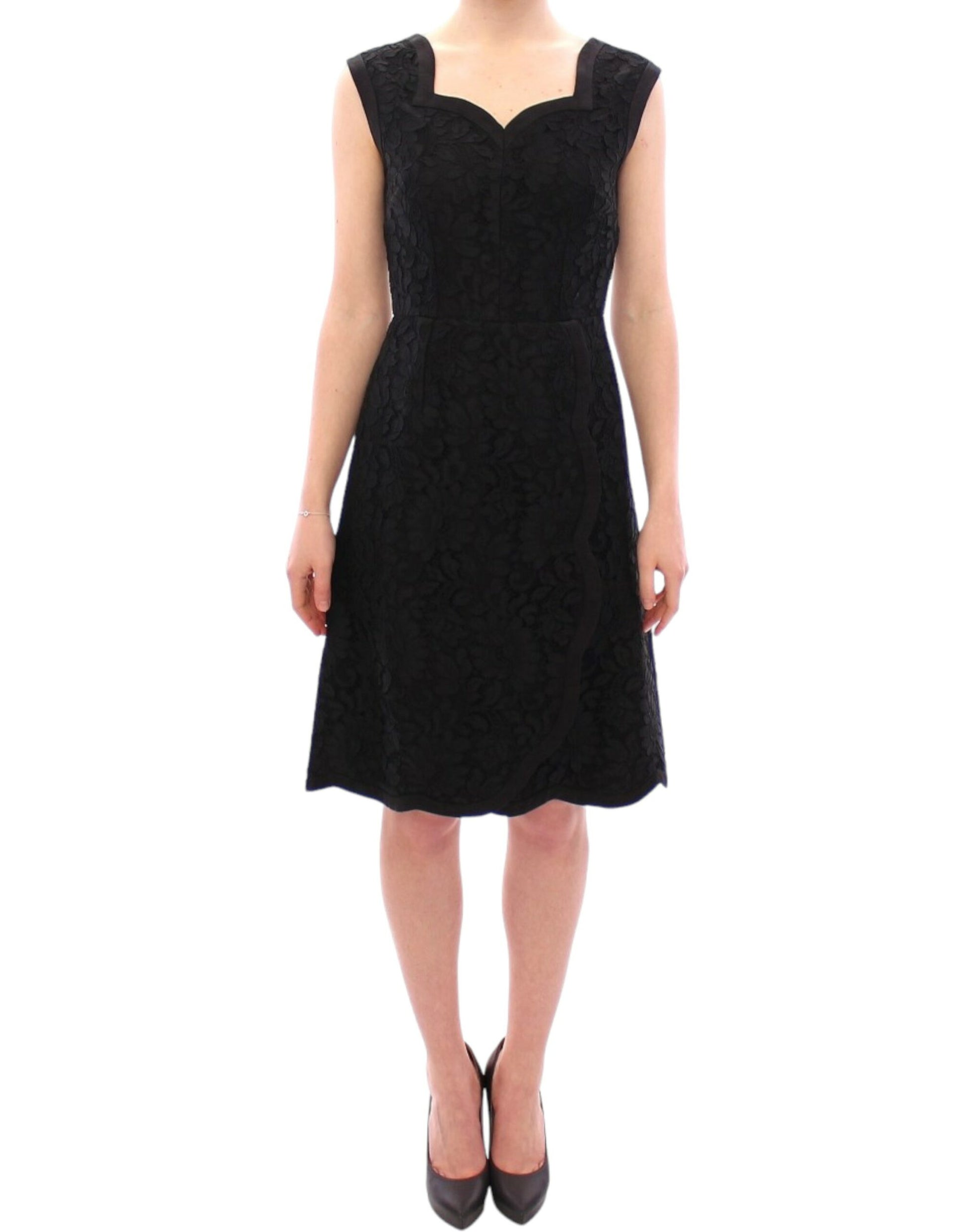 Black dress on a mannequin