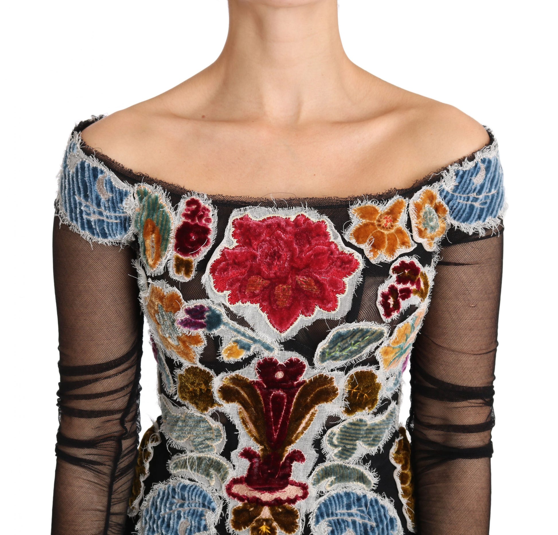Decorative embroidered dress sleeve