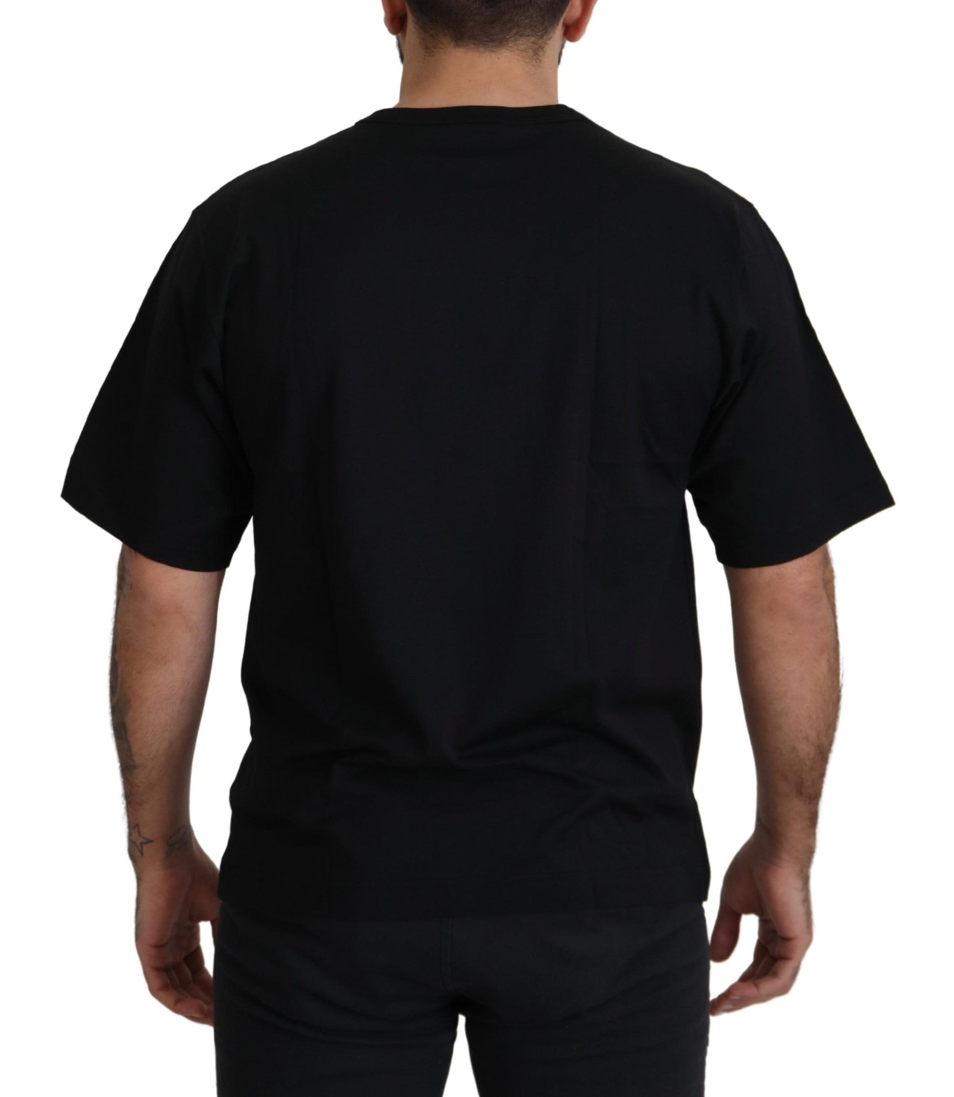 Black short sleeve t-shirt on a mannequin