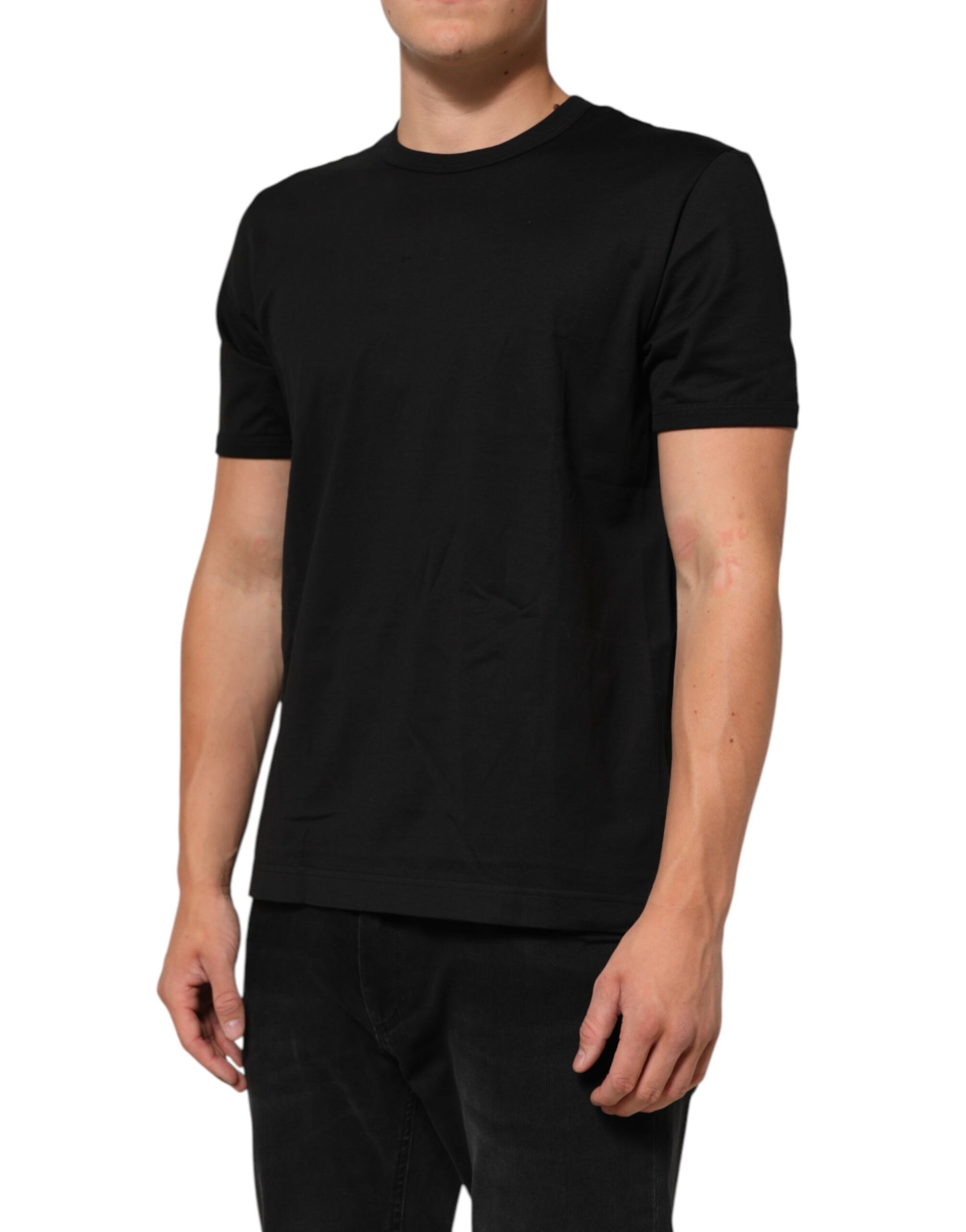 Black short sleeved t-shirt on a mannequin