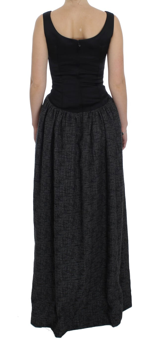 Long black skirt with patterned design