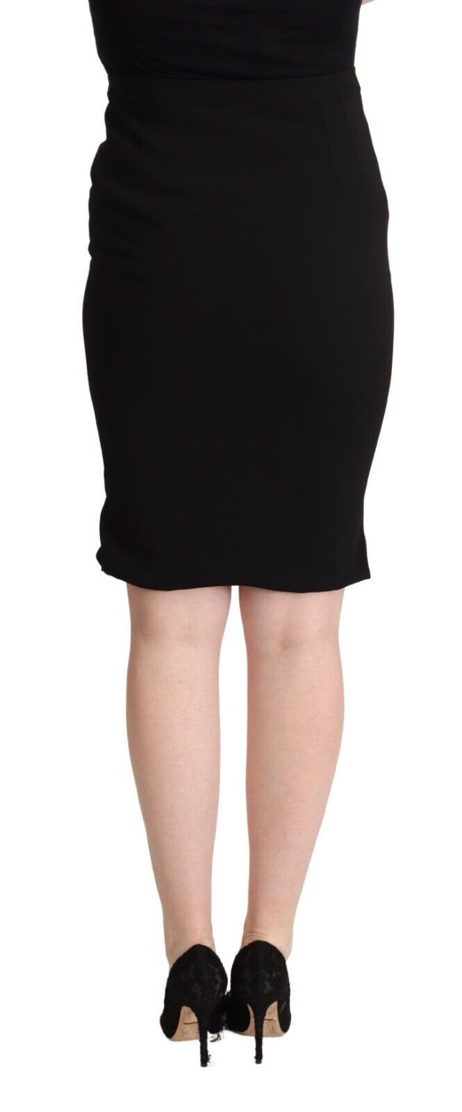 Black dress on a mannequin