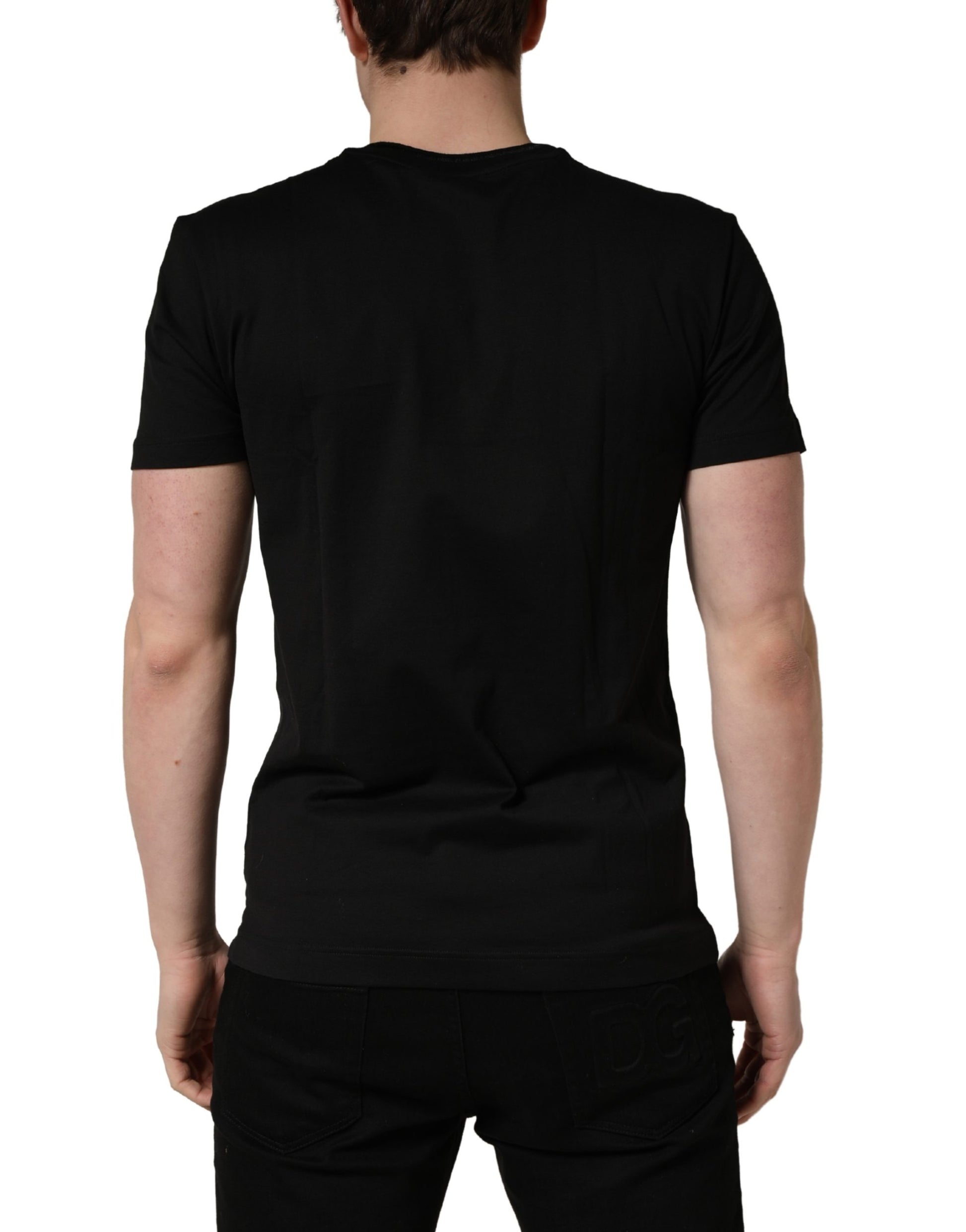 Black short sleeve t-shirt on a mannequin