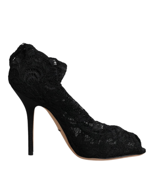 Black glittery high heel shoe