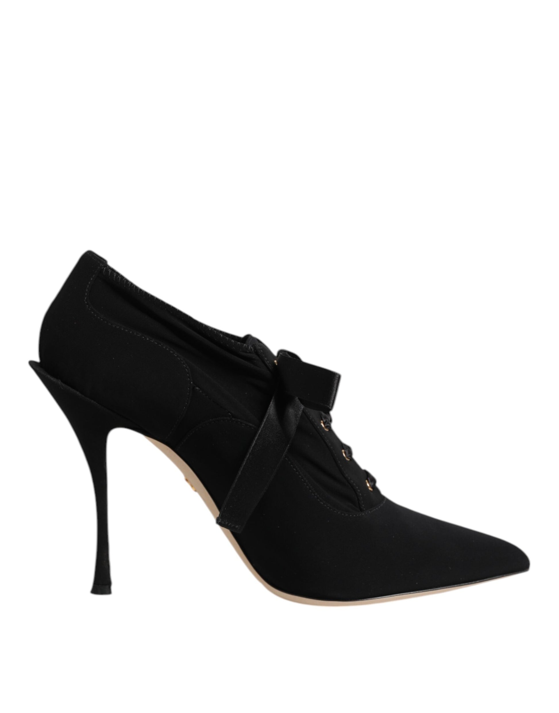 Black women's dress shoe with heel