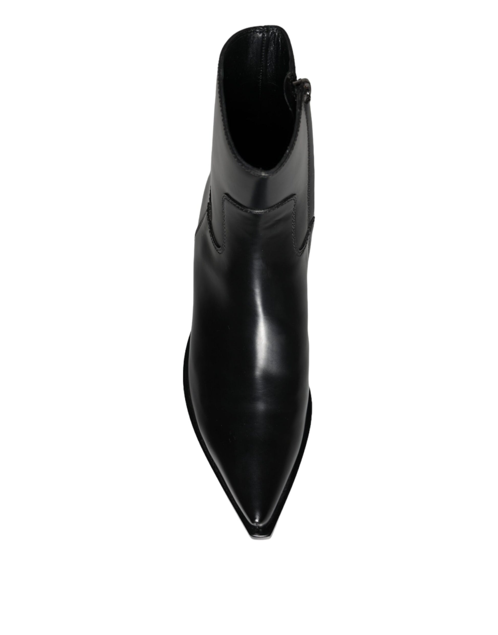 Black leather boot with zipper closure