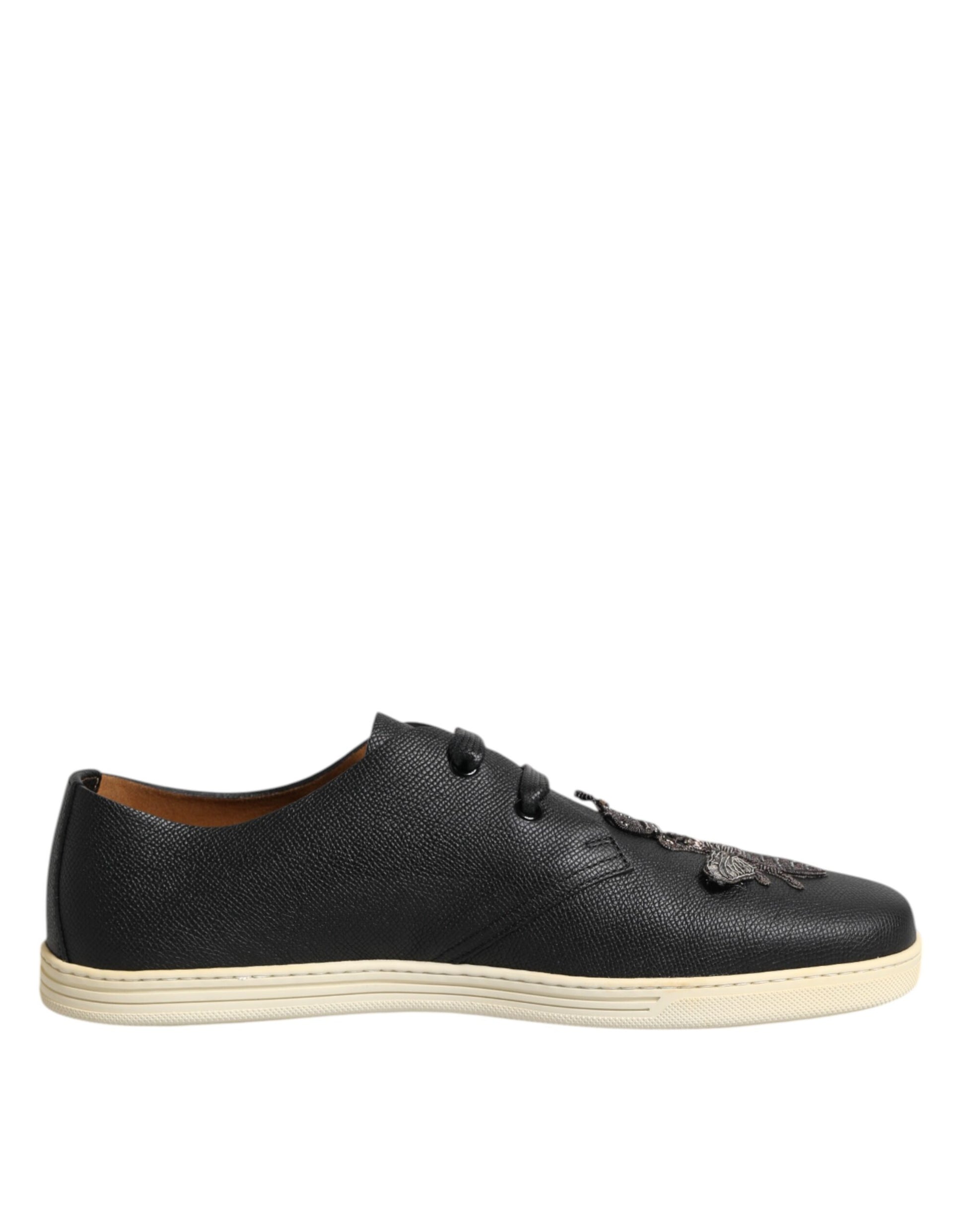 Black sneaker with white sole