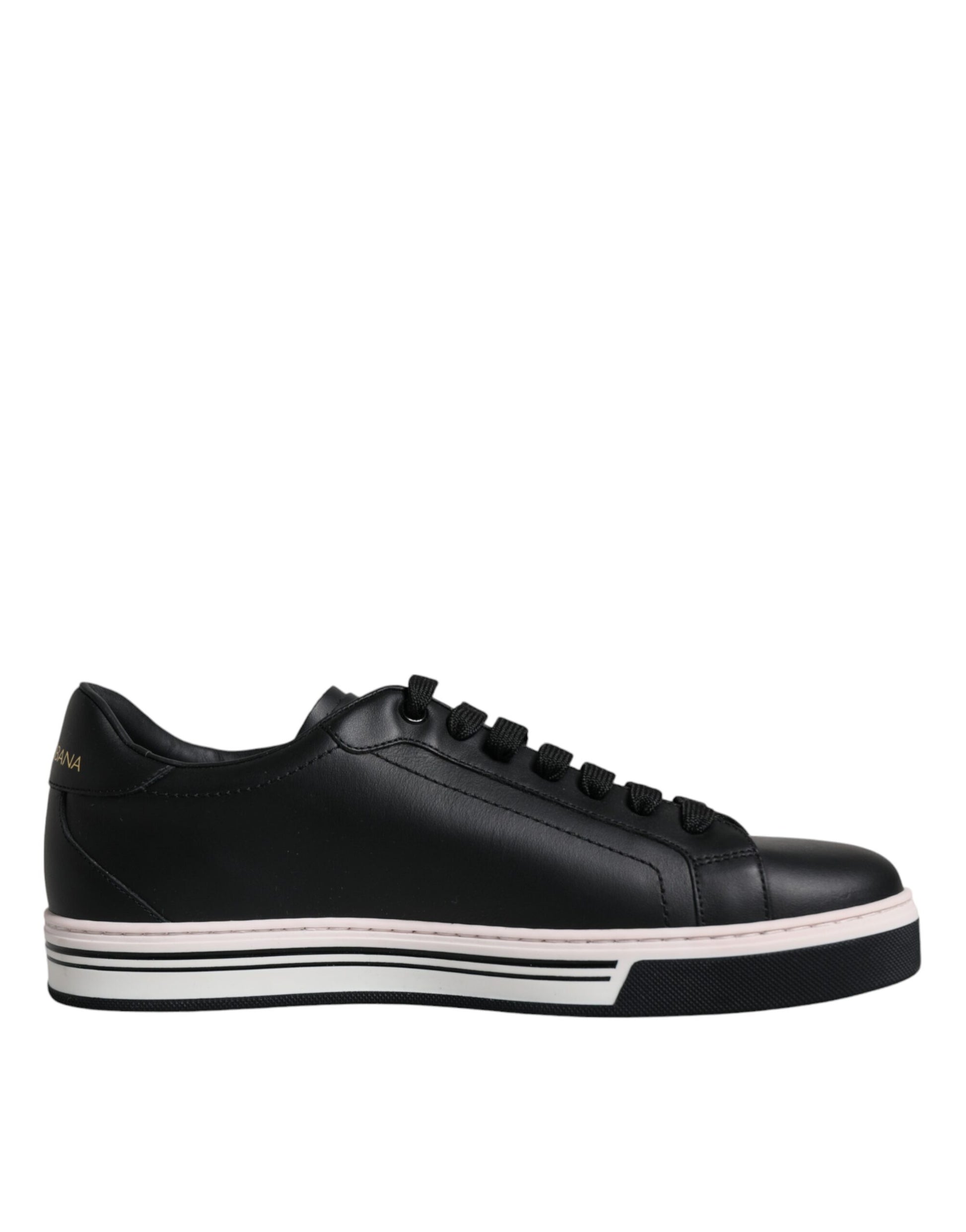 Black sneaker with white sole and pink accents