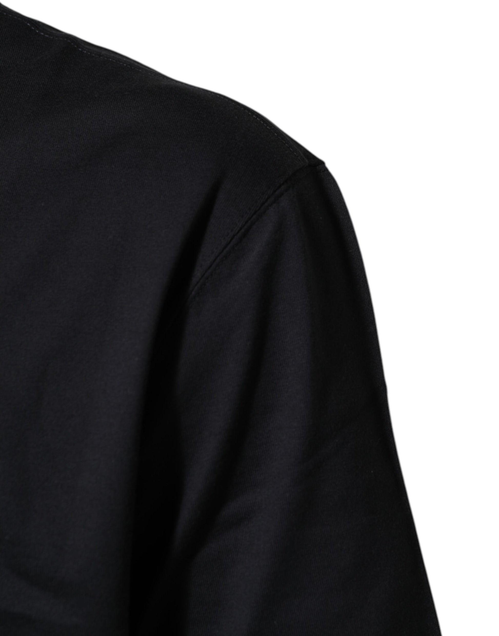 Black long sleeve shirt on a mannequin
