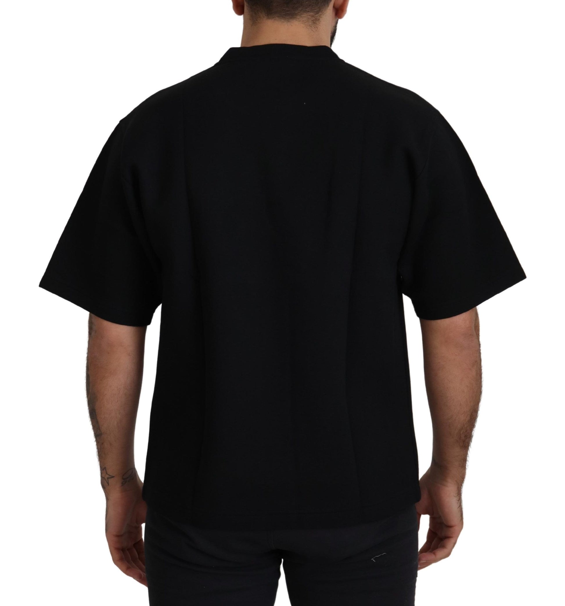 Black short sleeve t-shirt on a mannequin