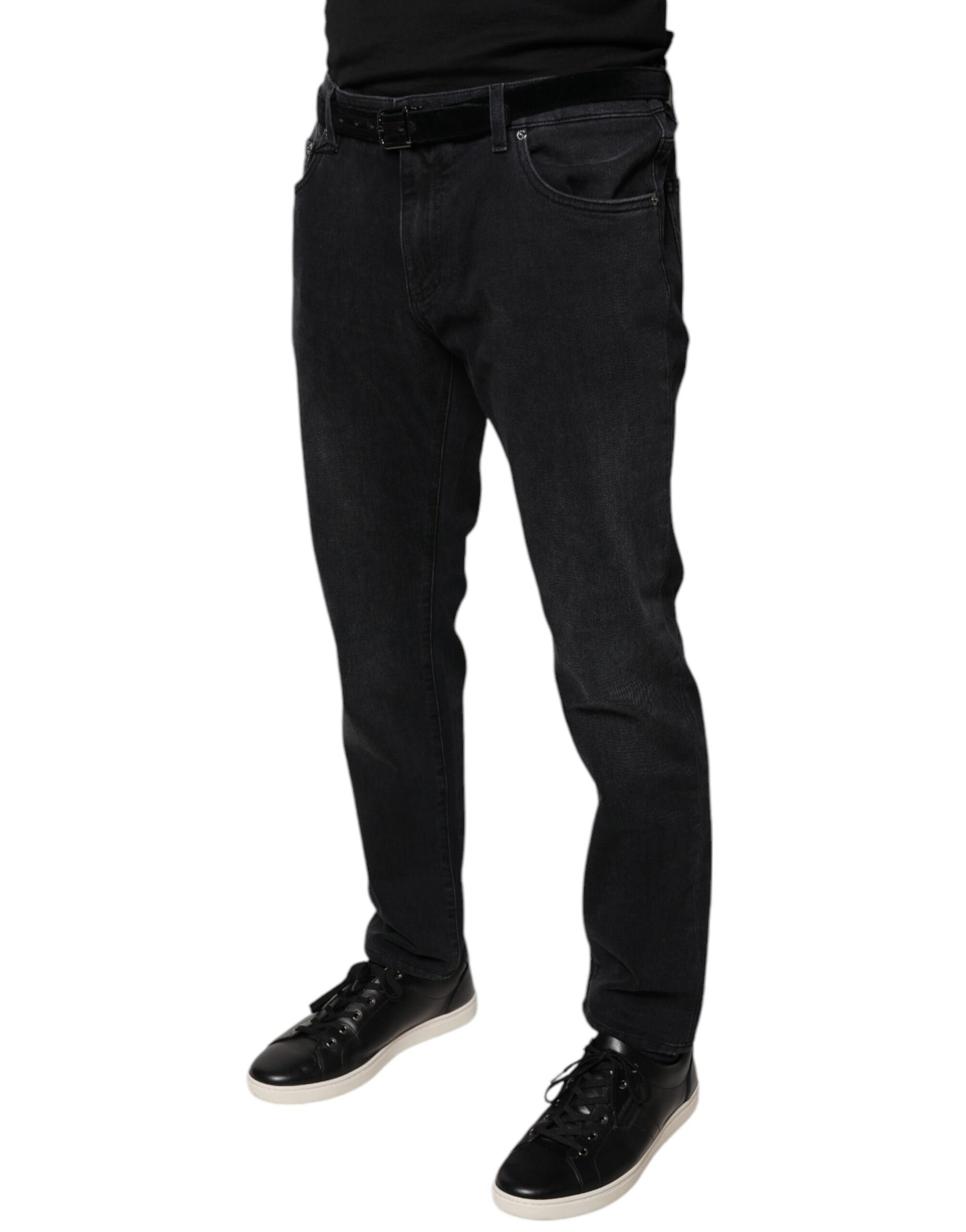 Man wearing black pants and shoes
