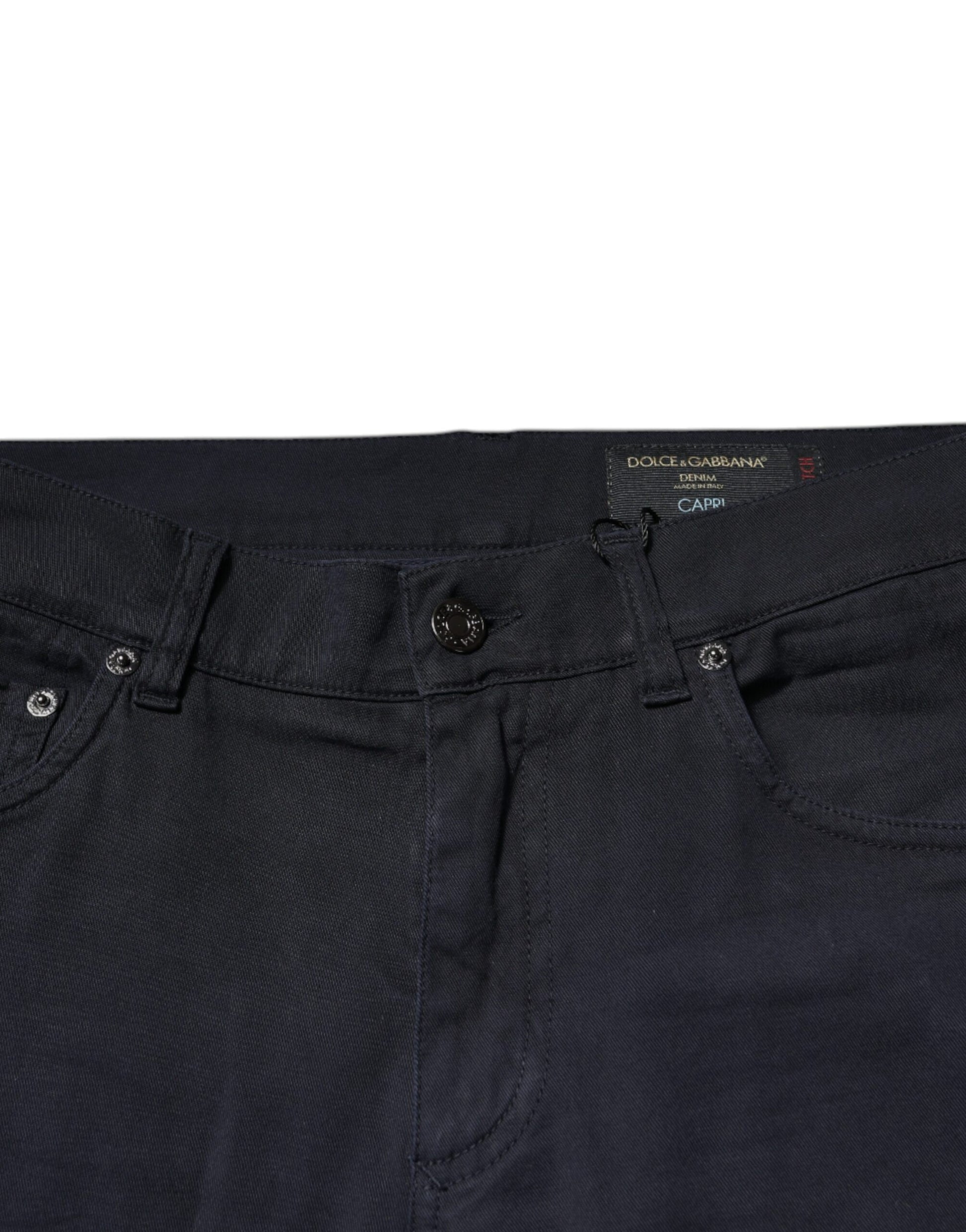 Dark blue denim jeans with button closure
