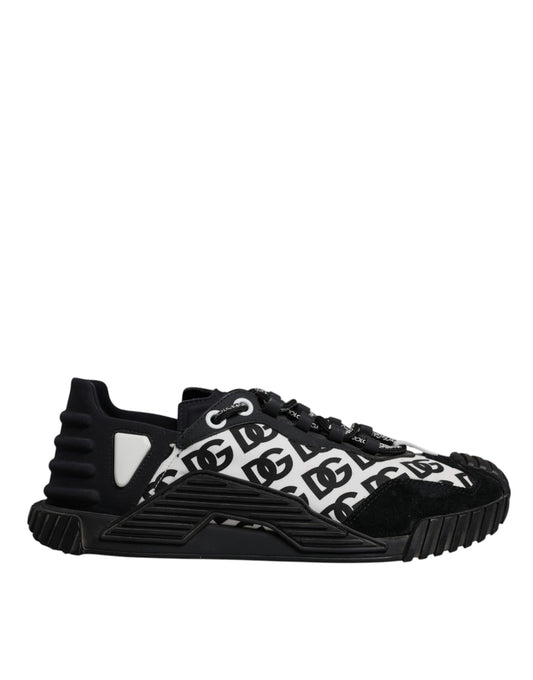 Black and white sneaker with patterned laces