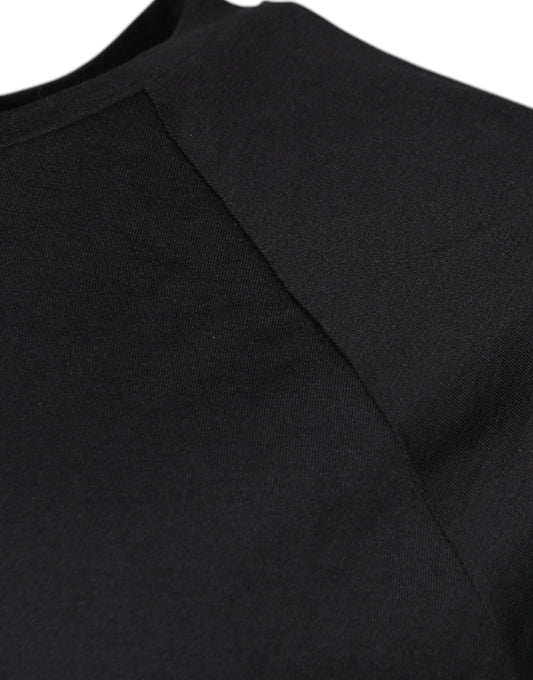 Black long sleeve shirt