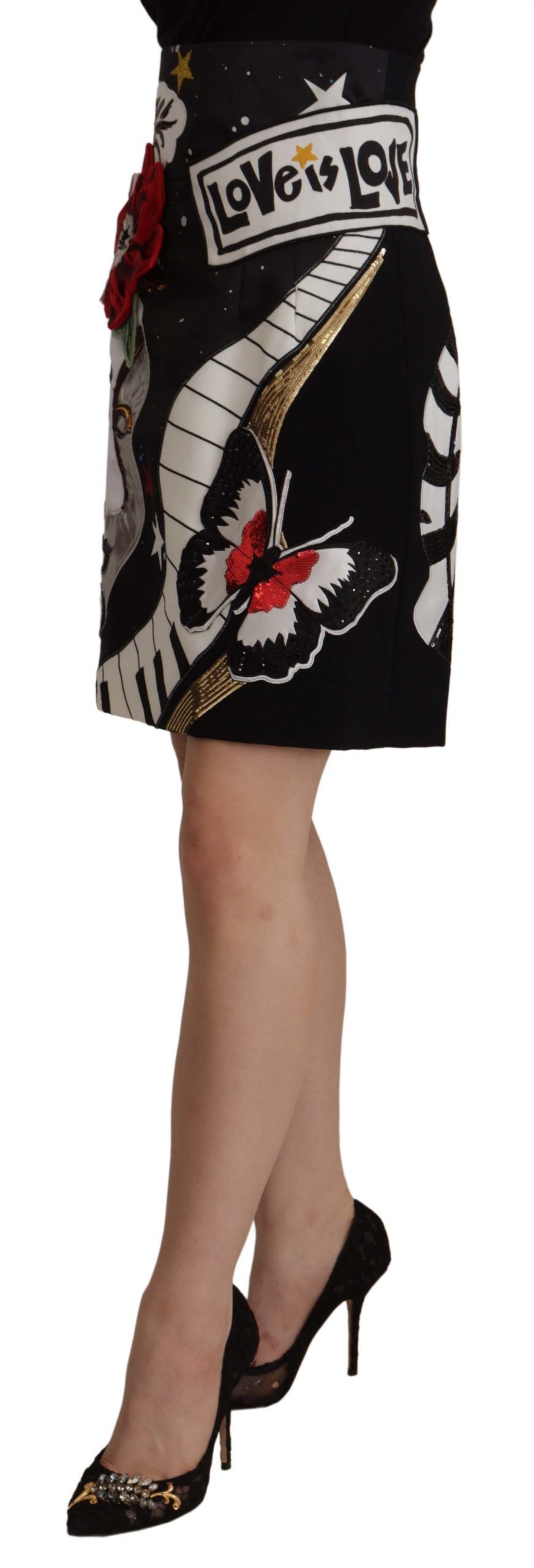 Black skirt with floral pattern on a woman's legs