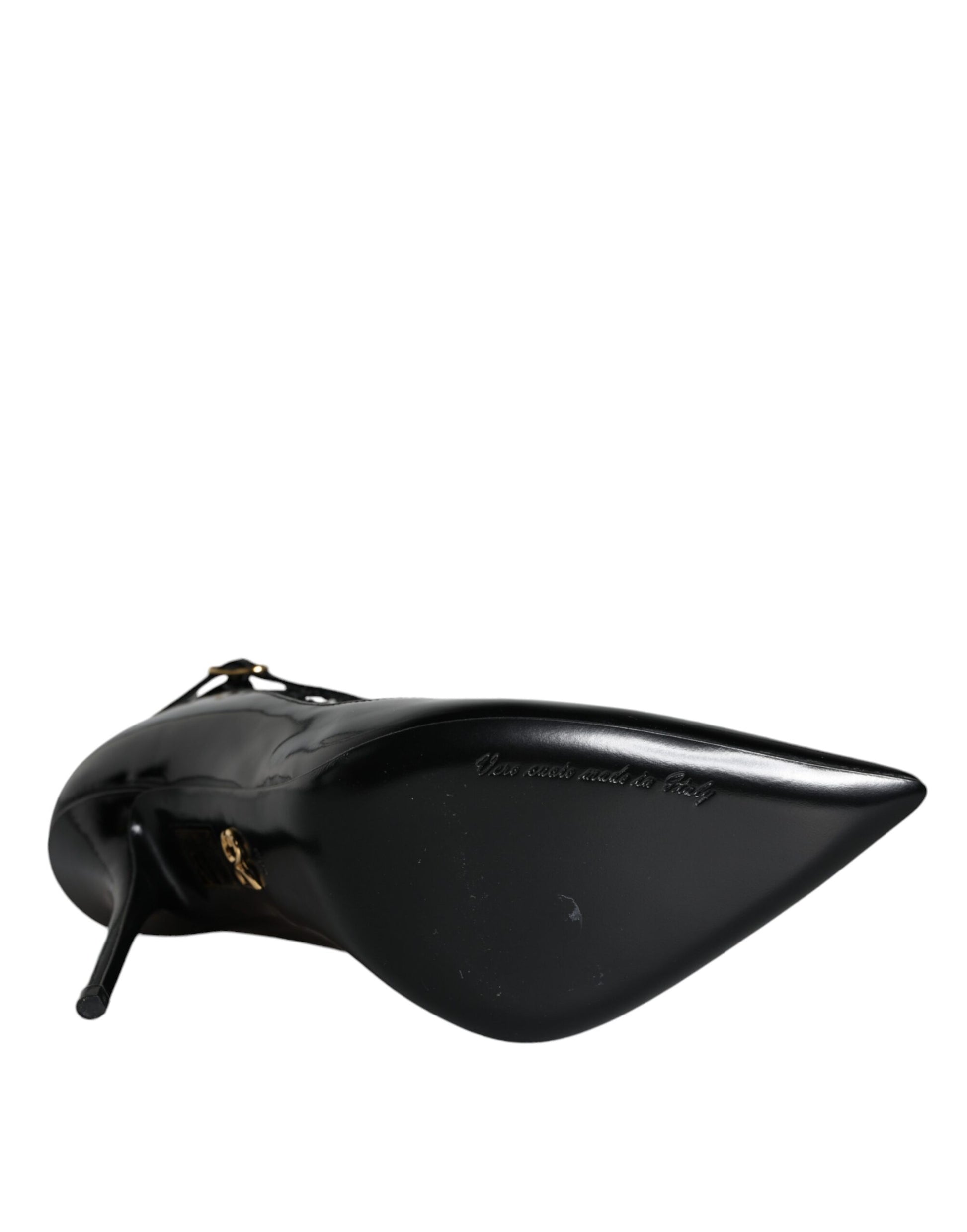 Black bike helmet with visor