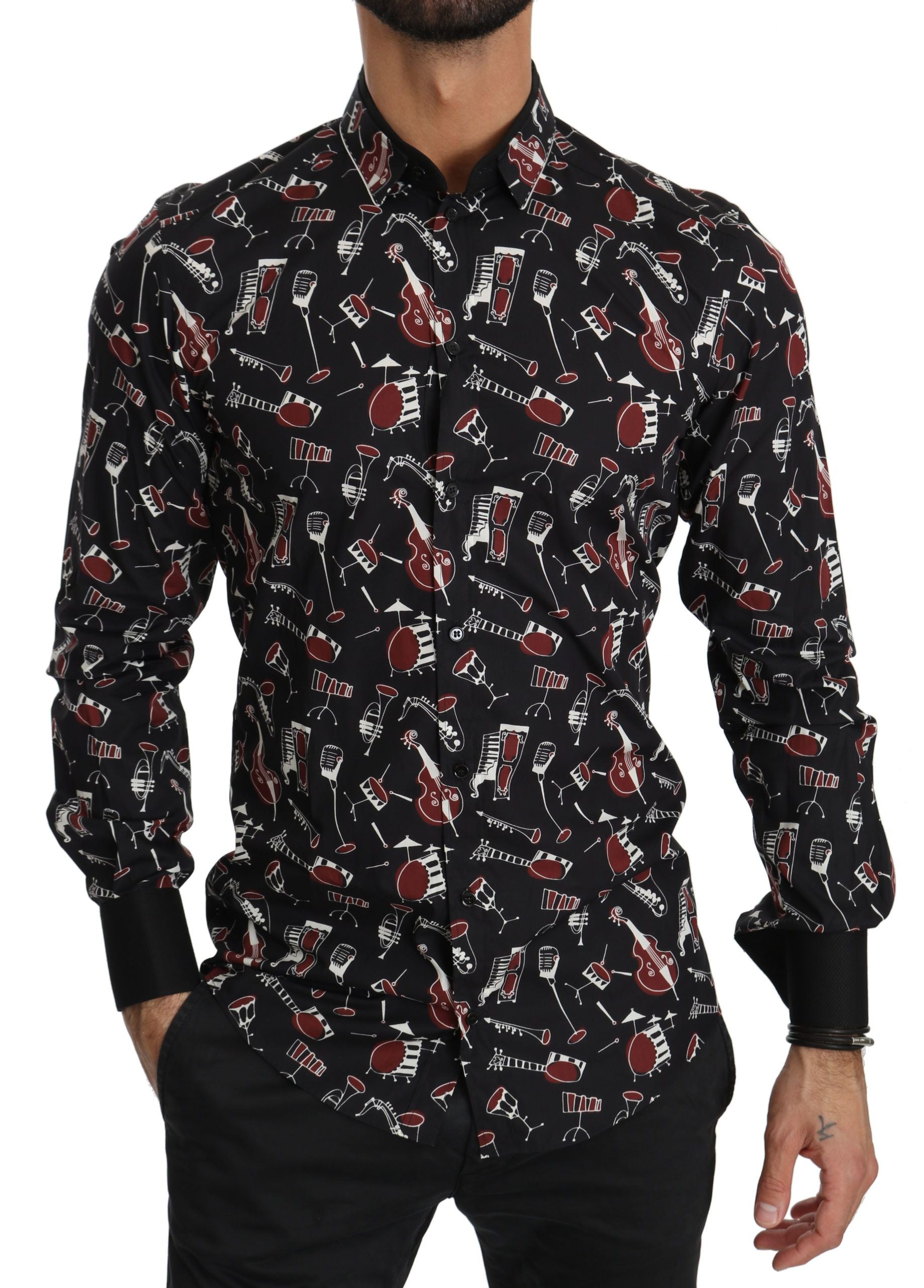 Man wearing a black shirt with red and white pattern