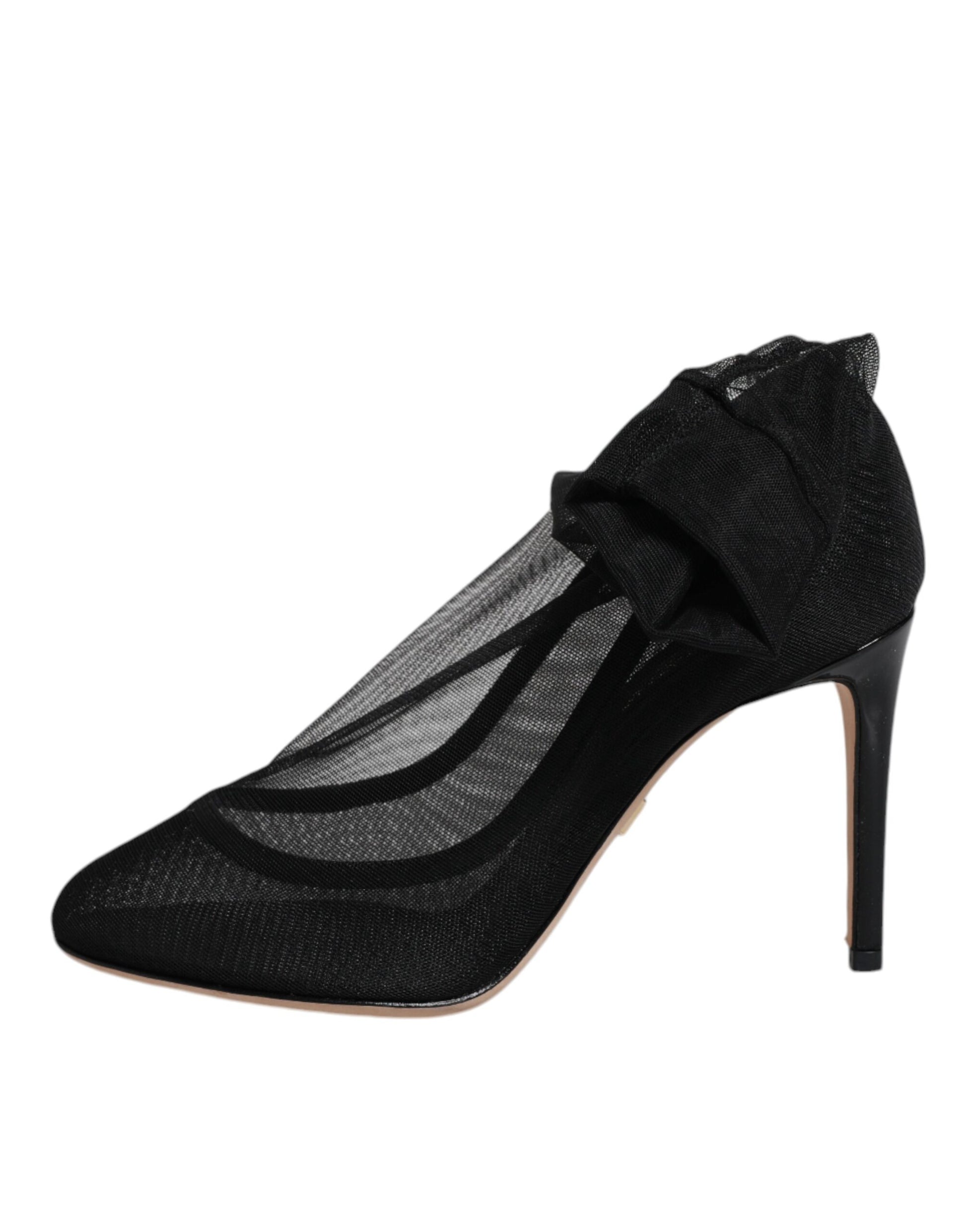 High heel shoe with lace detailing