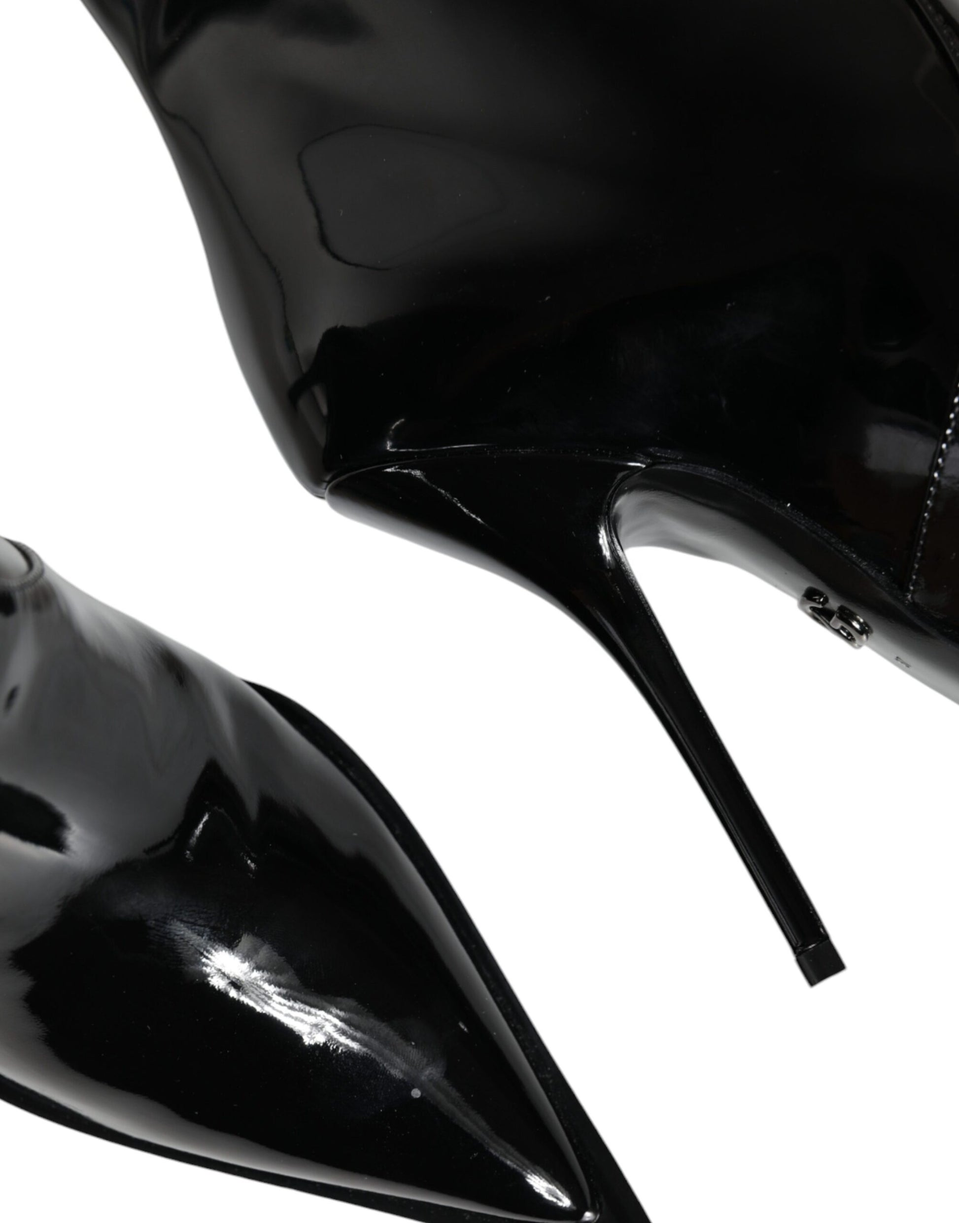 Black high heel shoe