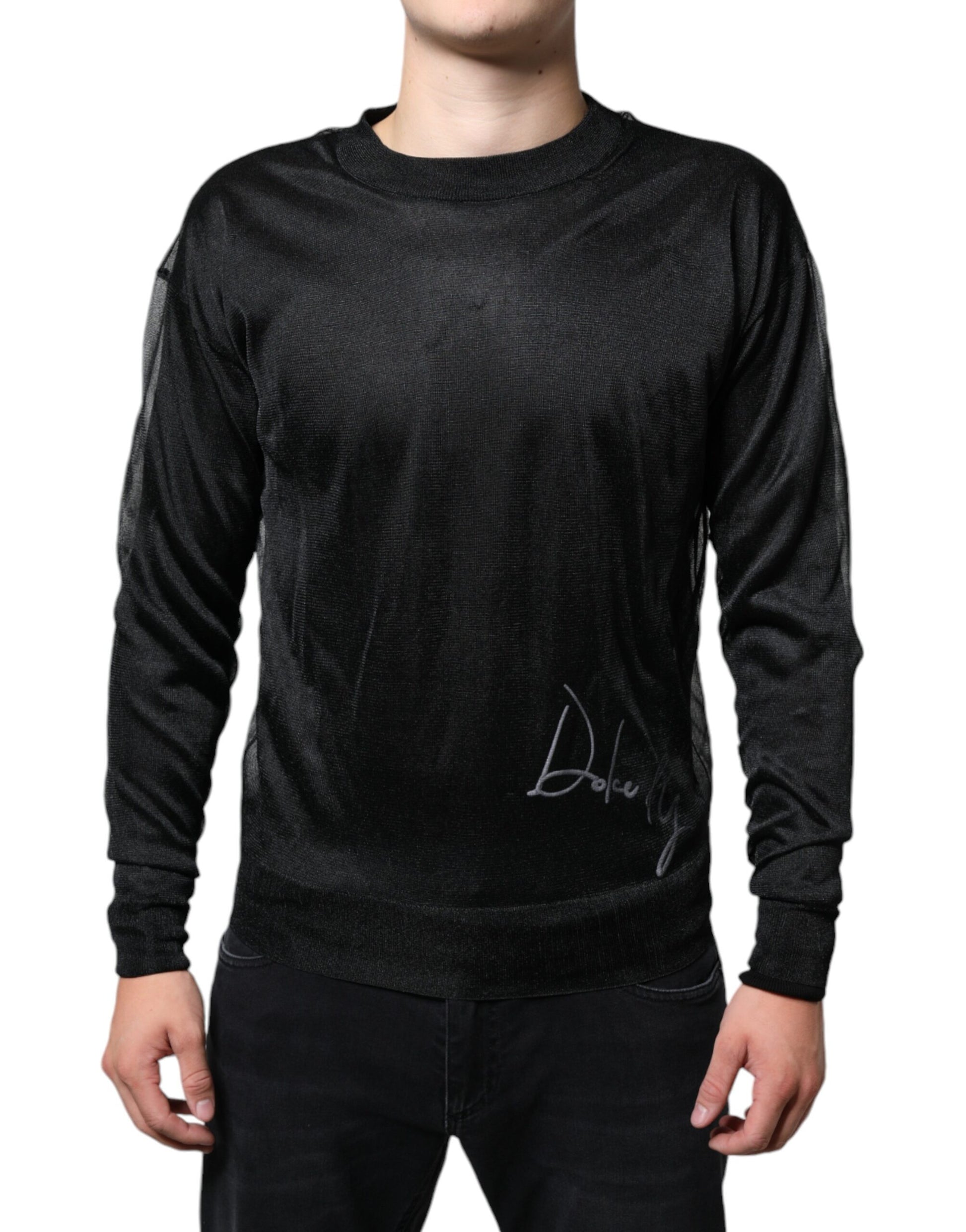 Long sleeve black shirt on a mannequin