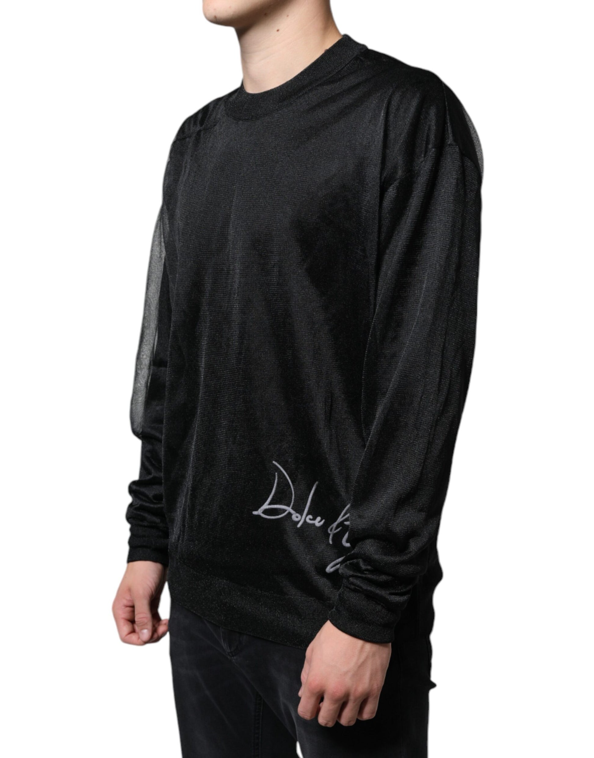Long sleeved black velvet shirt with a glittery texture