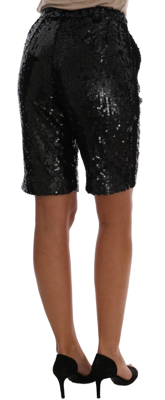 Shorts with sequin pattern