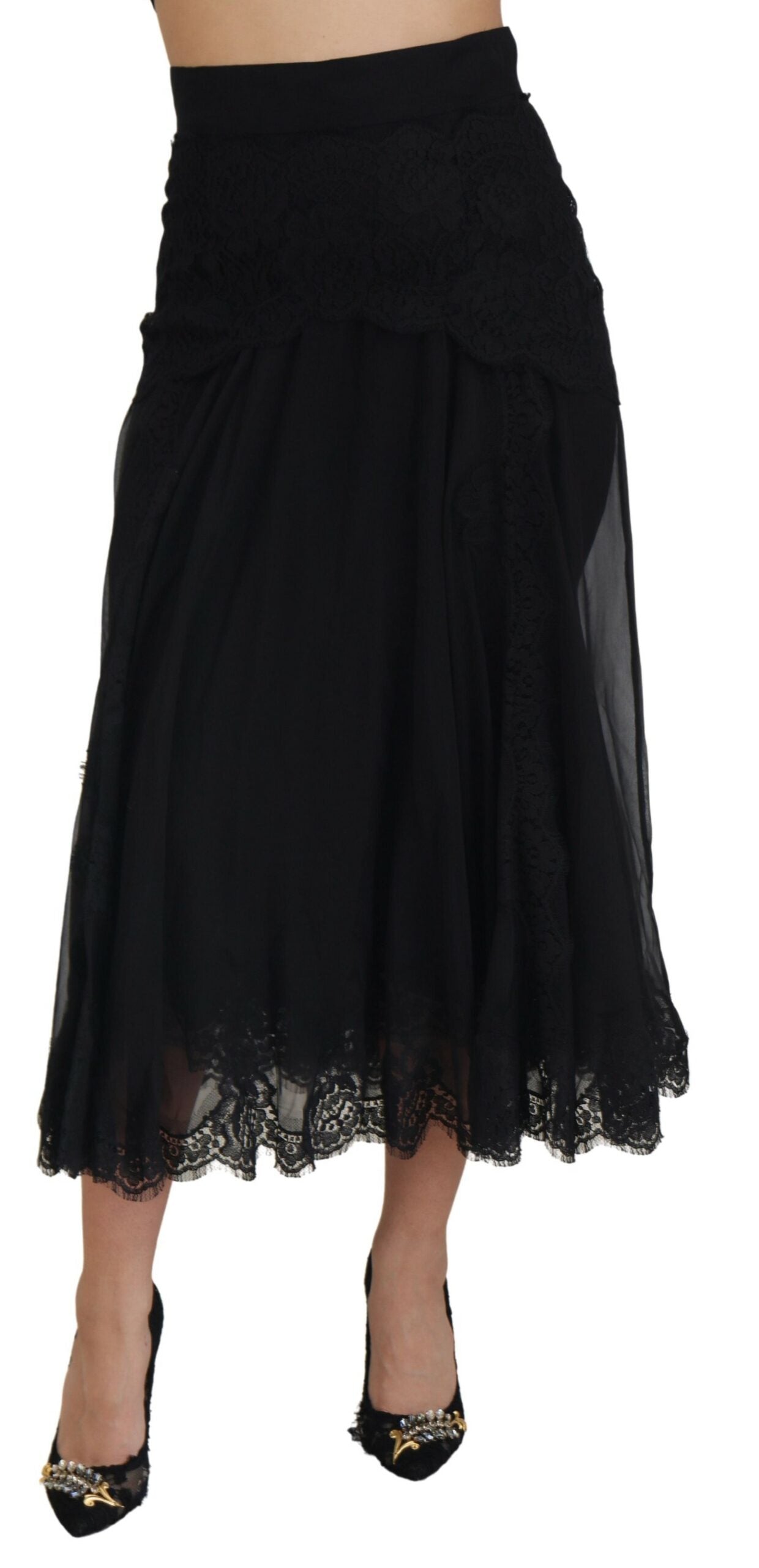 Long black skirt with ruffles on hem