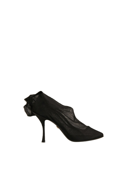 Black high heel shoe