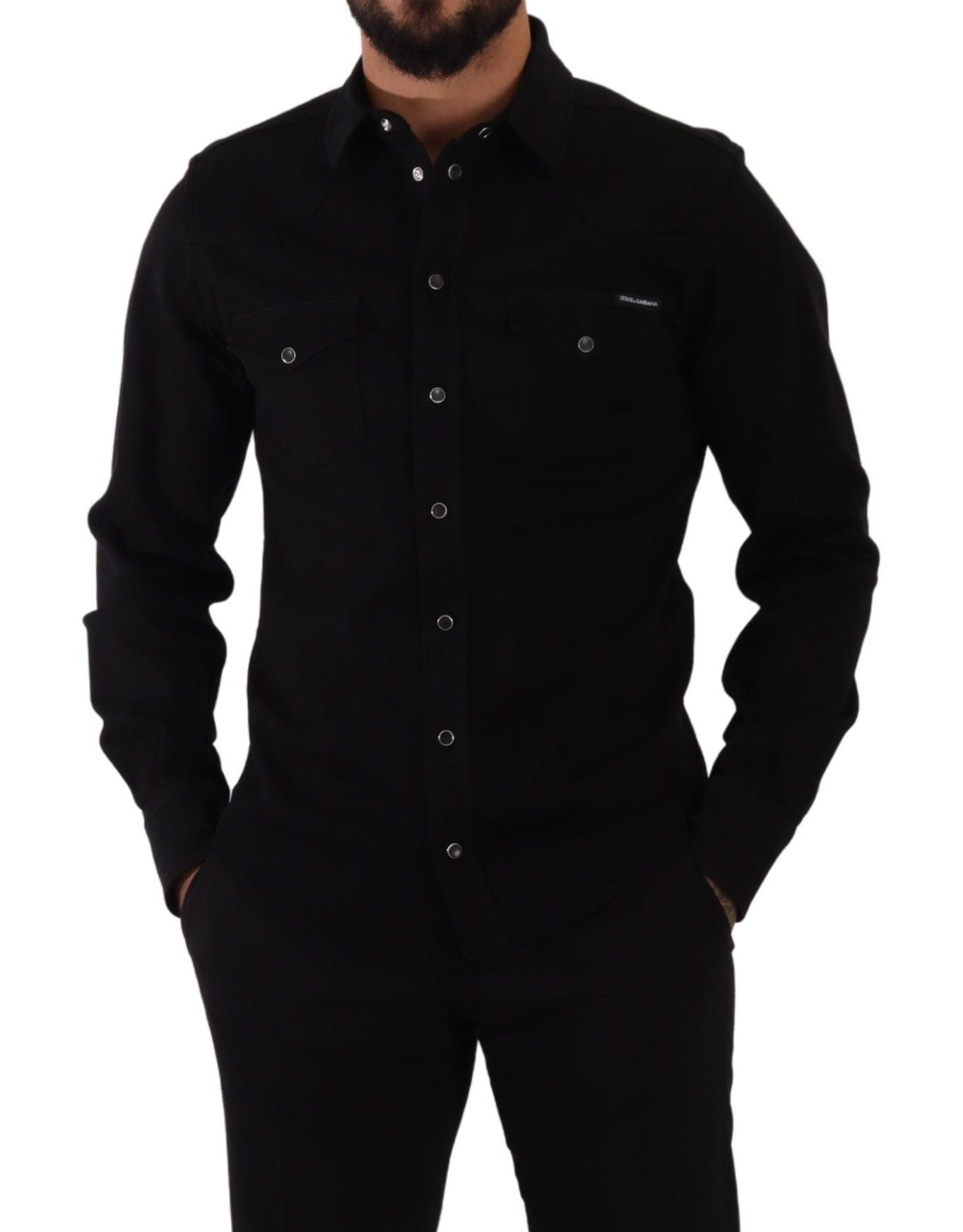 Man wearing black shirt and pants