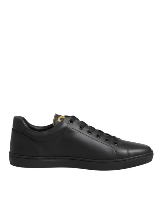 Black sneaker with white sole