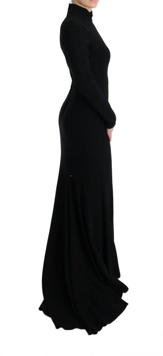 Long black dress with ruffles on sleeves