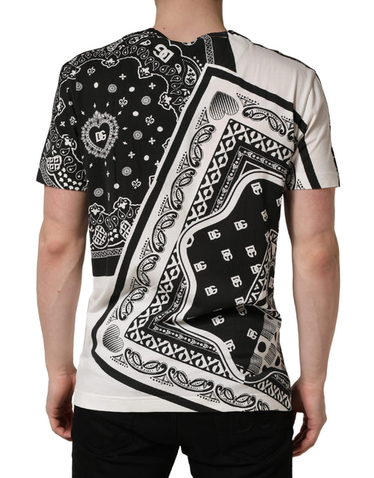 Black and white bandana printed t-shirt