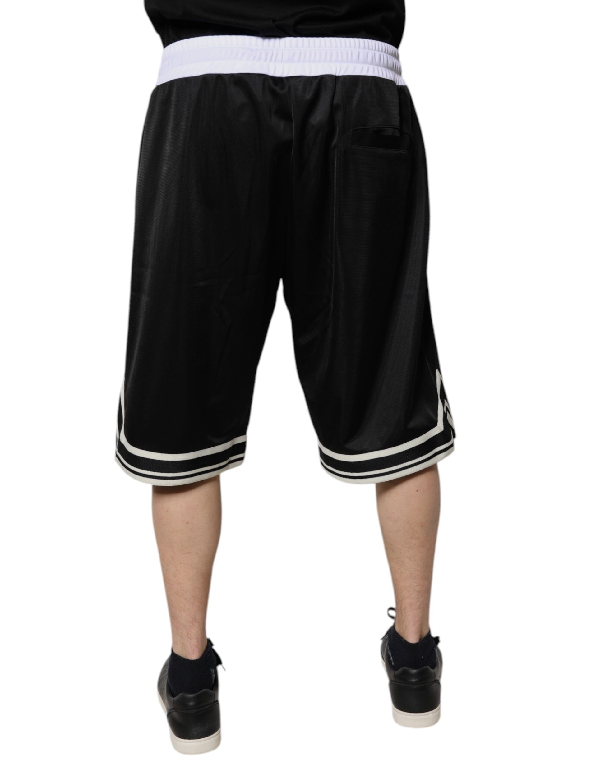Black and white men's bermuda shorts with sweatpants design